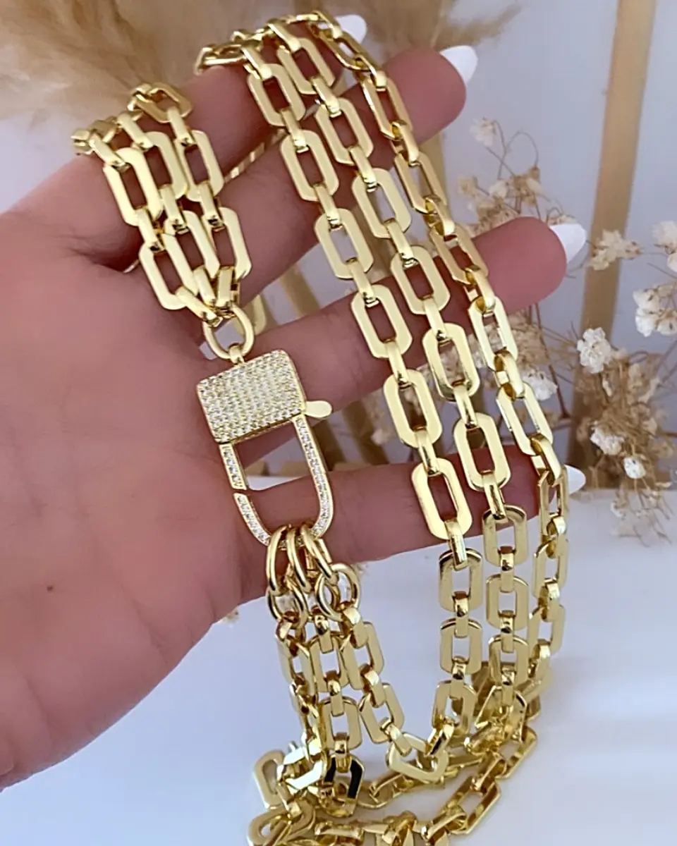 Collar Triple Cascada Maxi  Broche Luxury Candado Gold 7