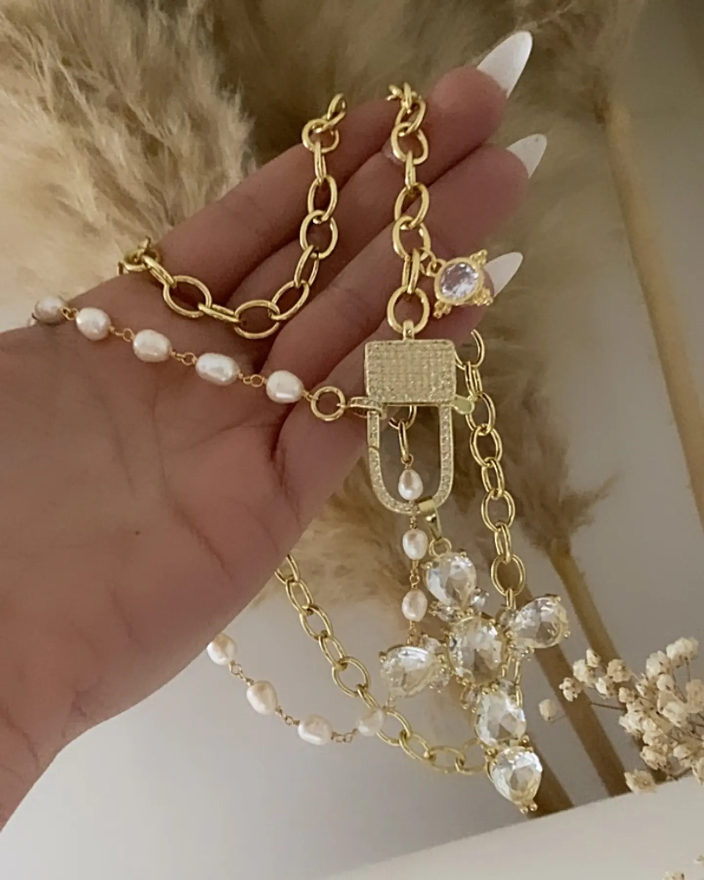 Collar XL Maxi Cruz Cristales Perlas Gold 2