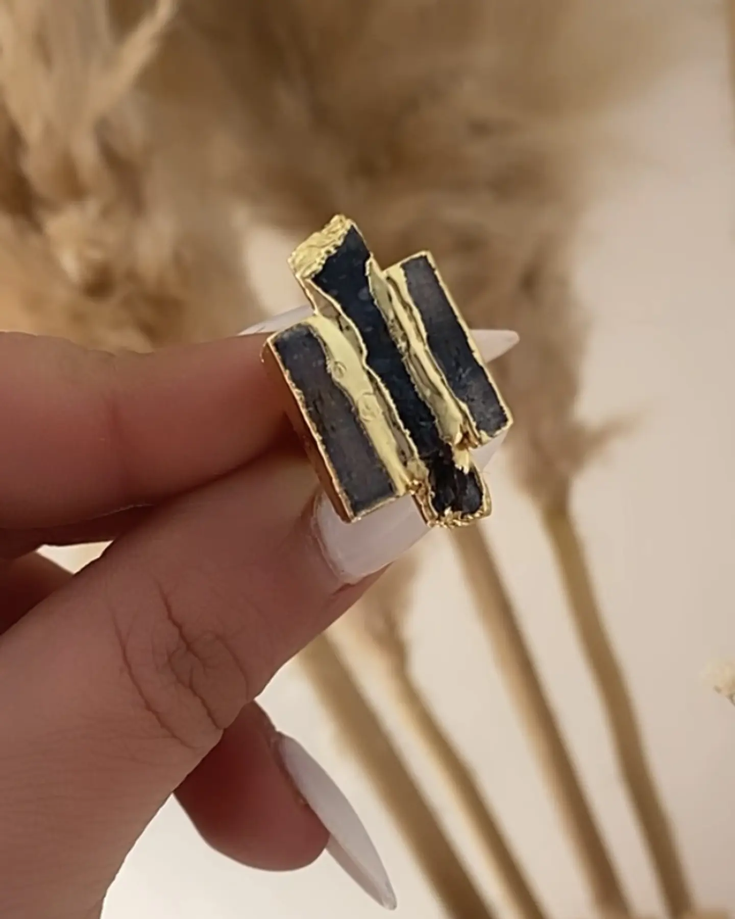 Anillo Arezzo Gold  3