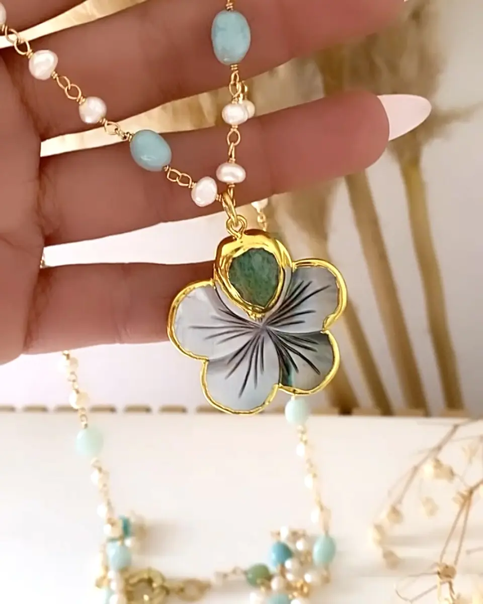 Collar XL Flor Nácar Piedras Amazonitas y Perlas gold 6