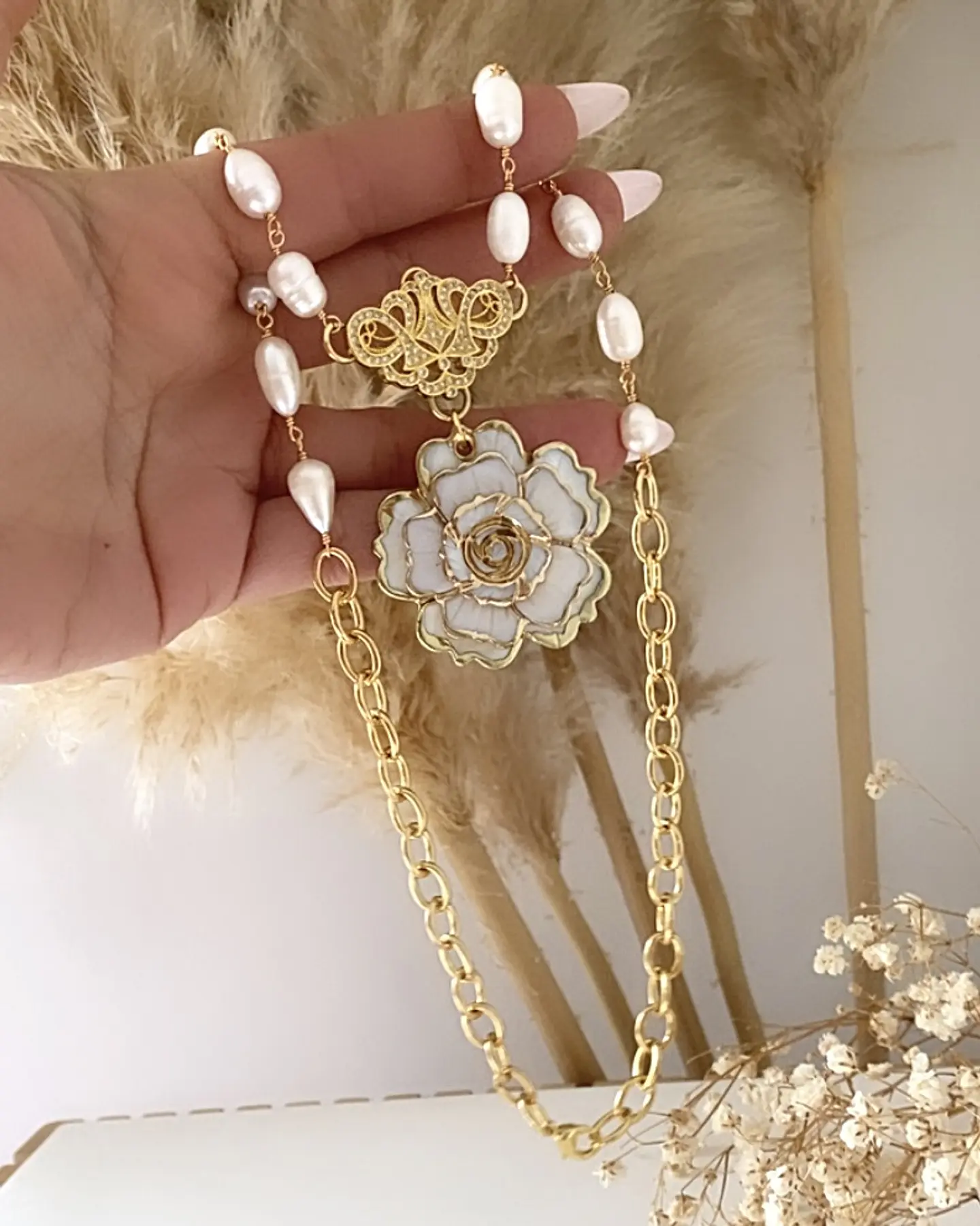 Collar Camelia Conector Barroco Circones con Perlas XL  3