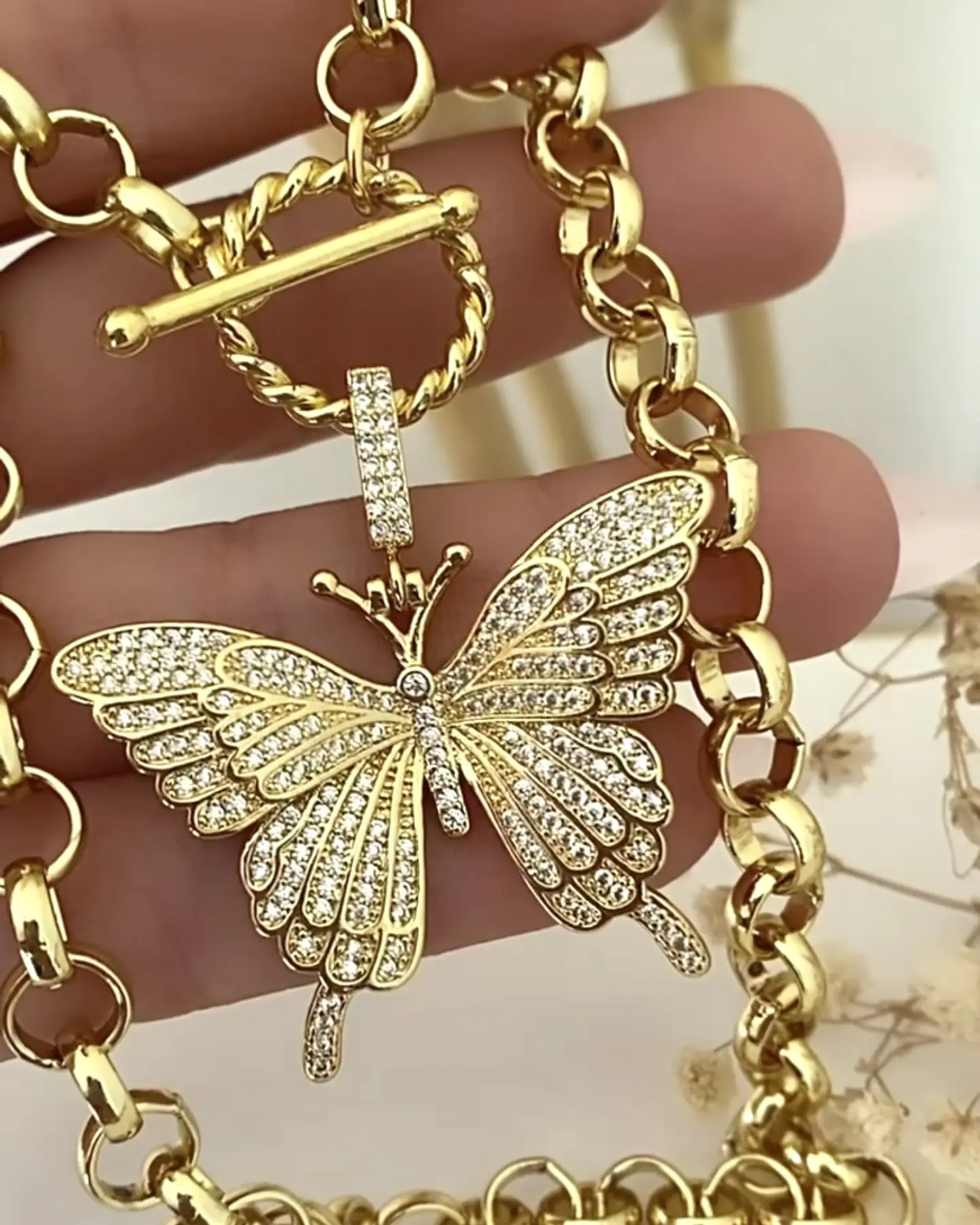 Collar Maxi Mariposa Circones eslabones rolo gold 1