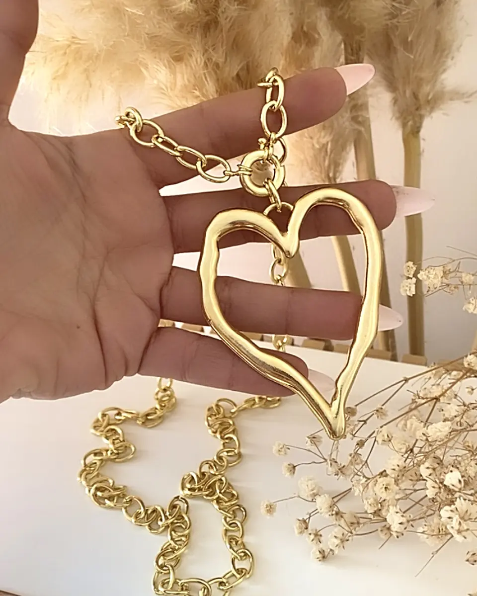 Collar XL Maxi Corazon Silueta  Gold 2