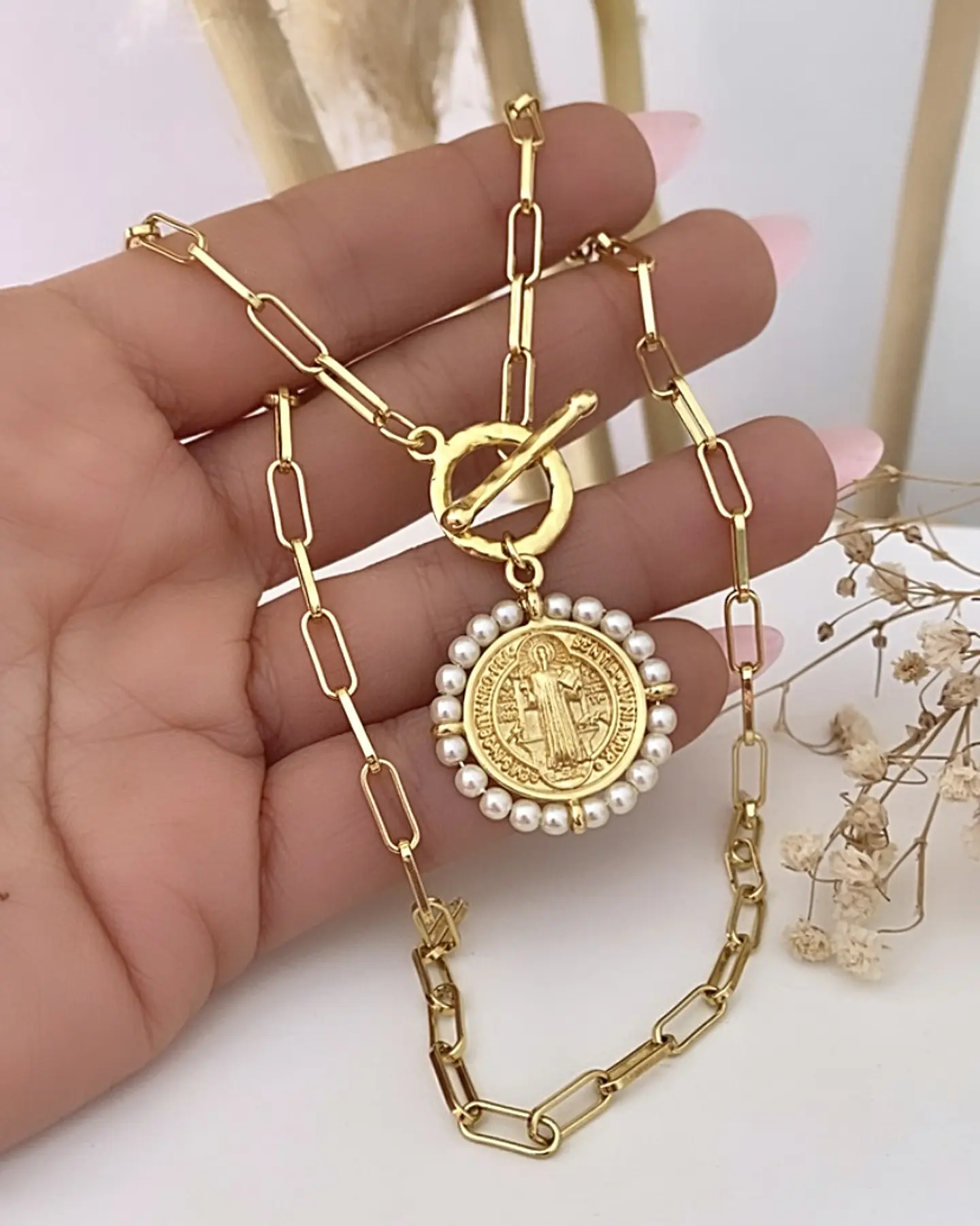 Collar San Benito Perlas Gold 2