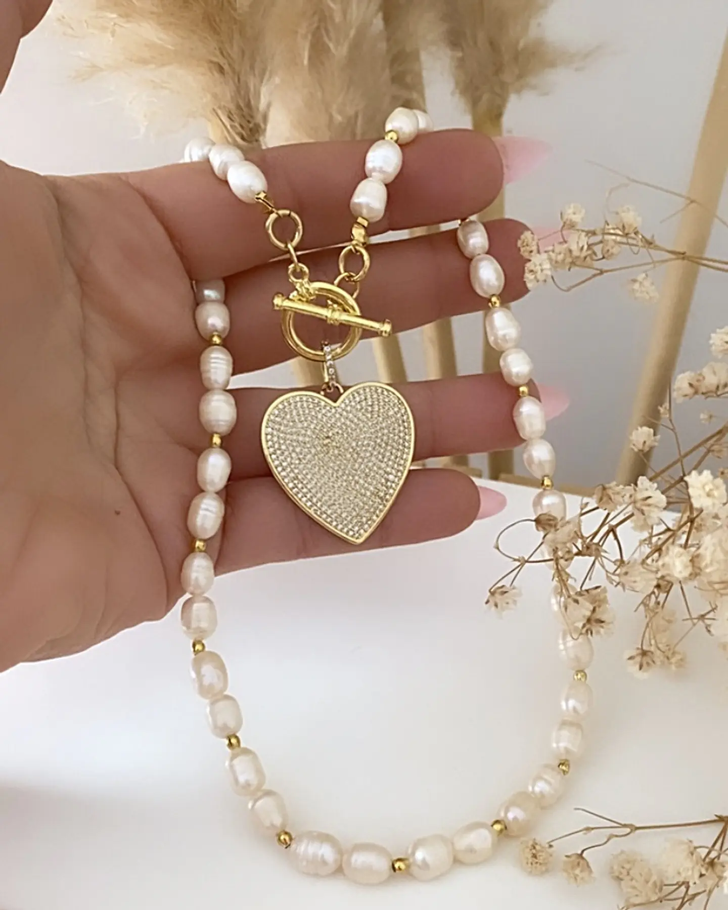 Collar Maxi Corazón Perlas de rio y balines gold 2
