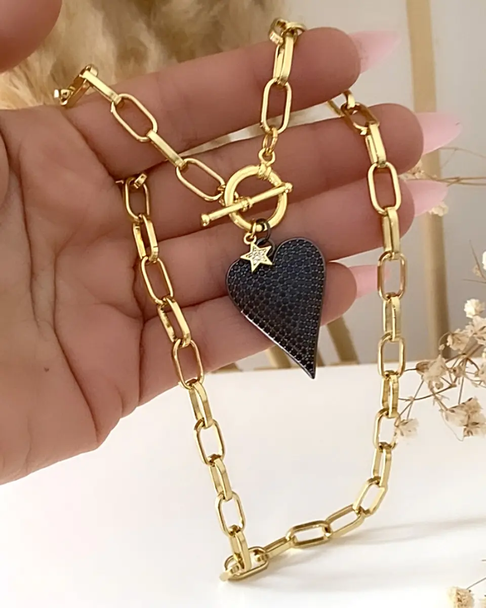 Collar Corazón Black Circones punto luz gold 1