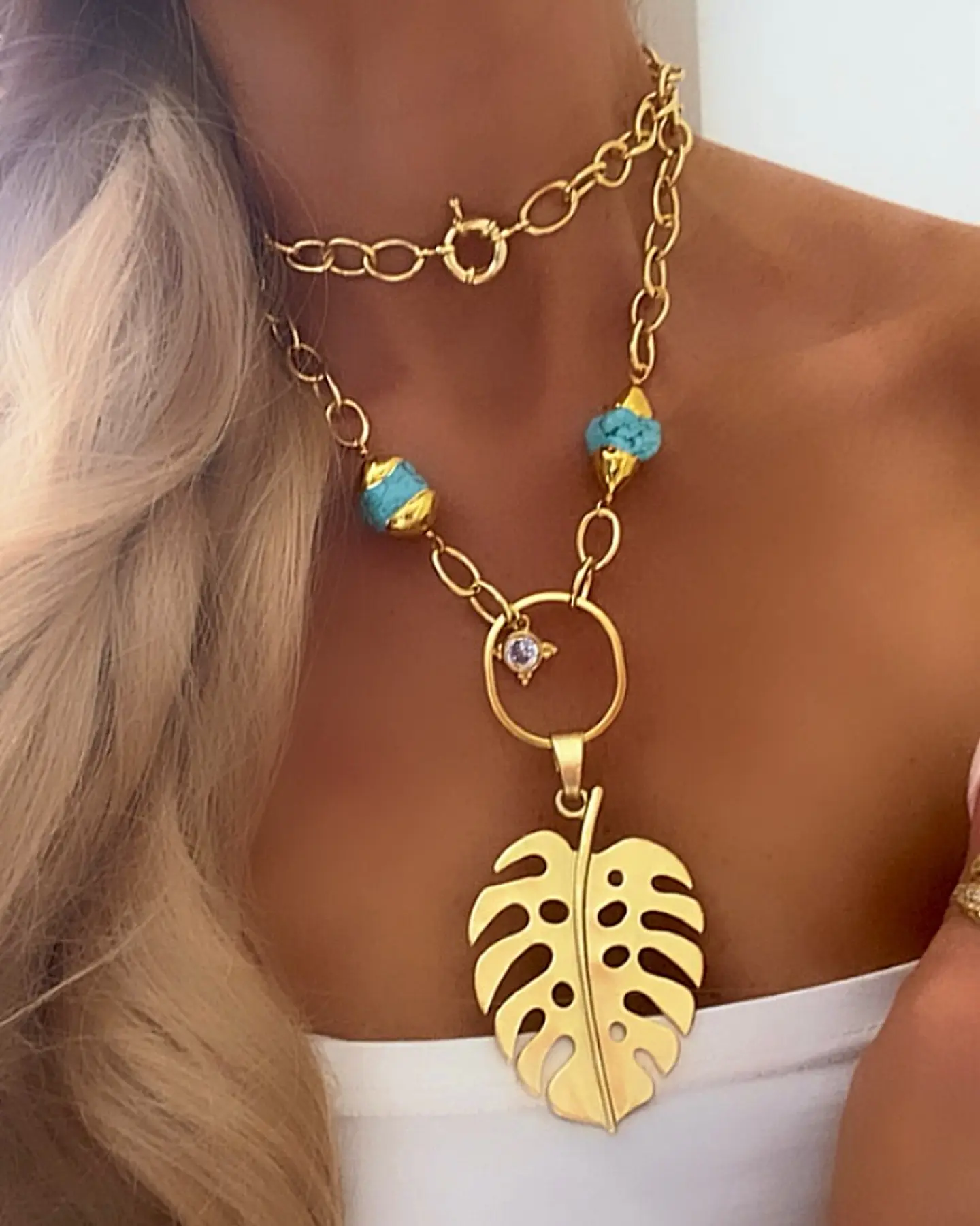 Collar XL Maxi Hoja con turquesa y punto luz gold 3