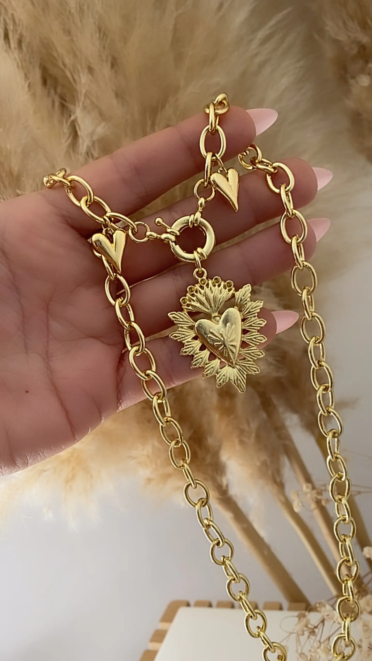Collar Trilogía de Corazones Gold 6