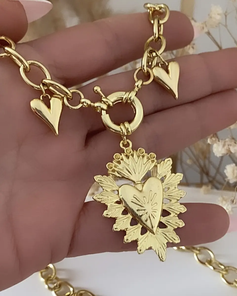 Collar Trilogía de Corazones Gold 7