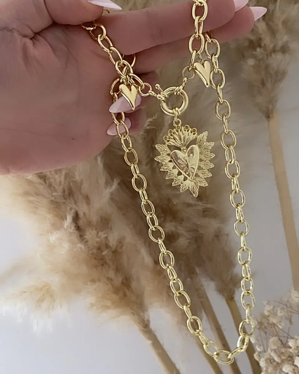 Collar Trilogía de Corazones Gold 8