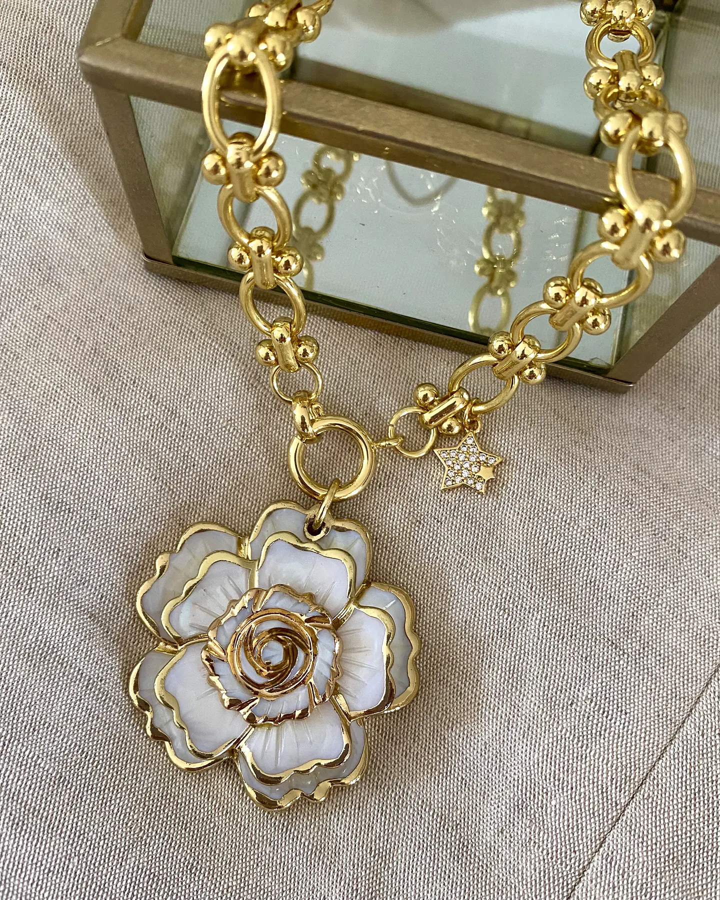 Collar Maxi Camelia Eslabones mixtos grandes Gold 3