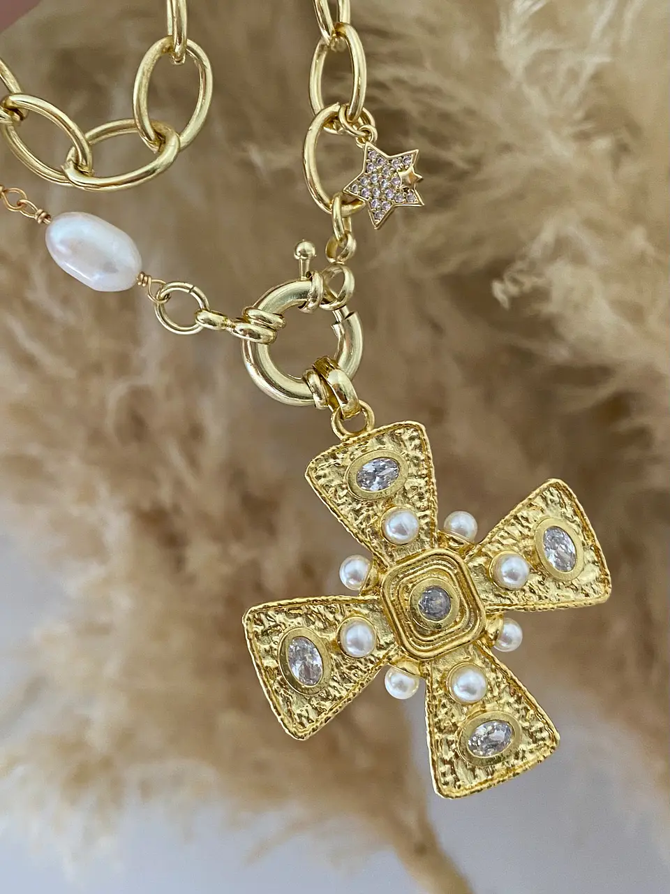 Collar XL Maxi Cruz Perlas Cristales Gold 4