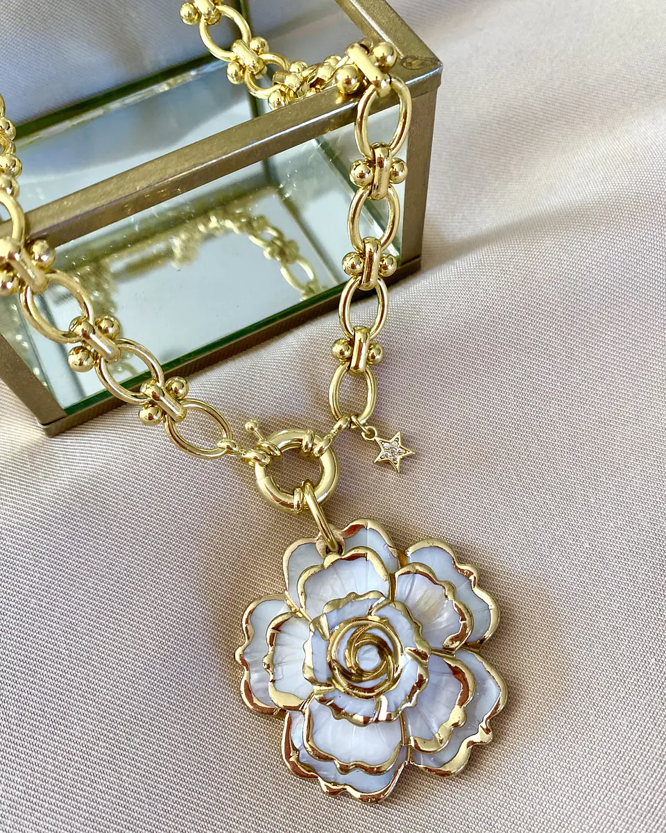 Collar Maxi Camelia Eslabones mixtos grandes Gold 1