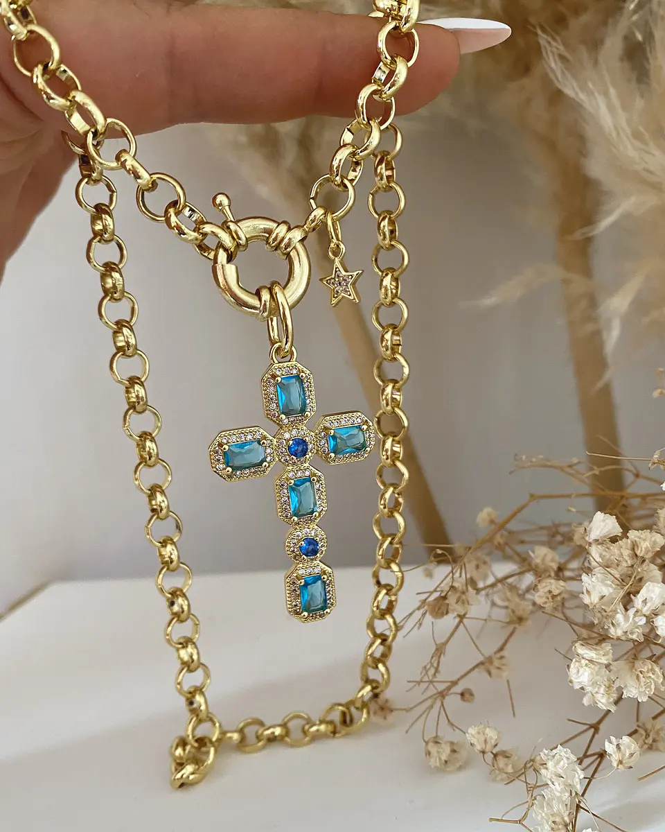Collar Cruz calipso eslabones rolo punto luz gold 1