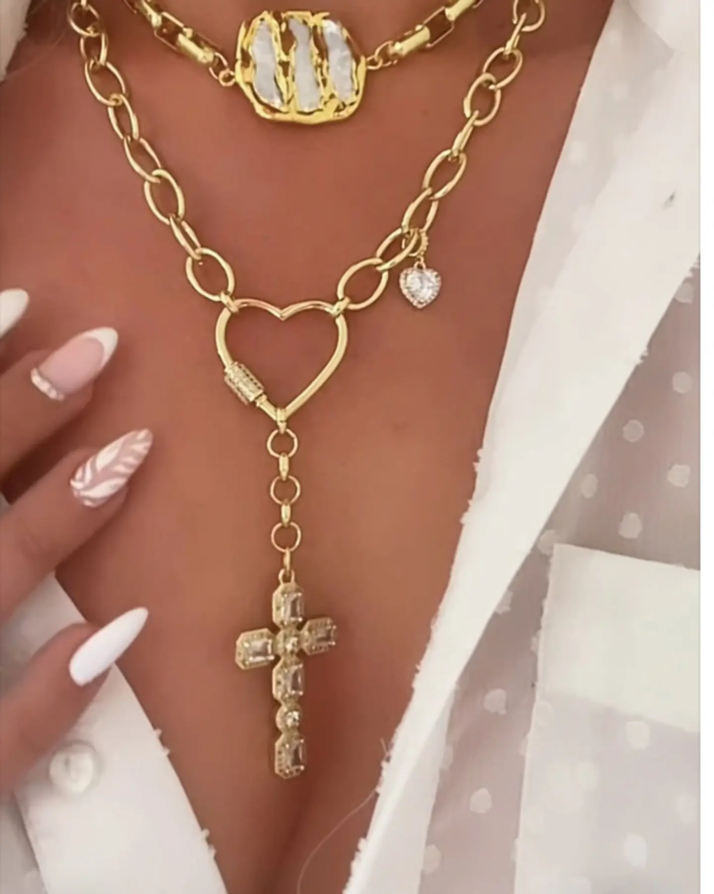 Collar Cruz Cristales conector Corazón gold  3
