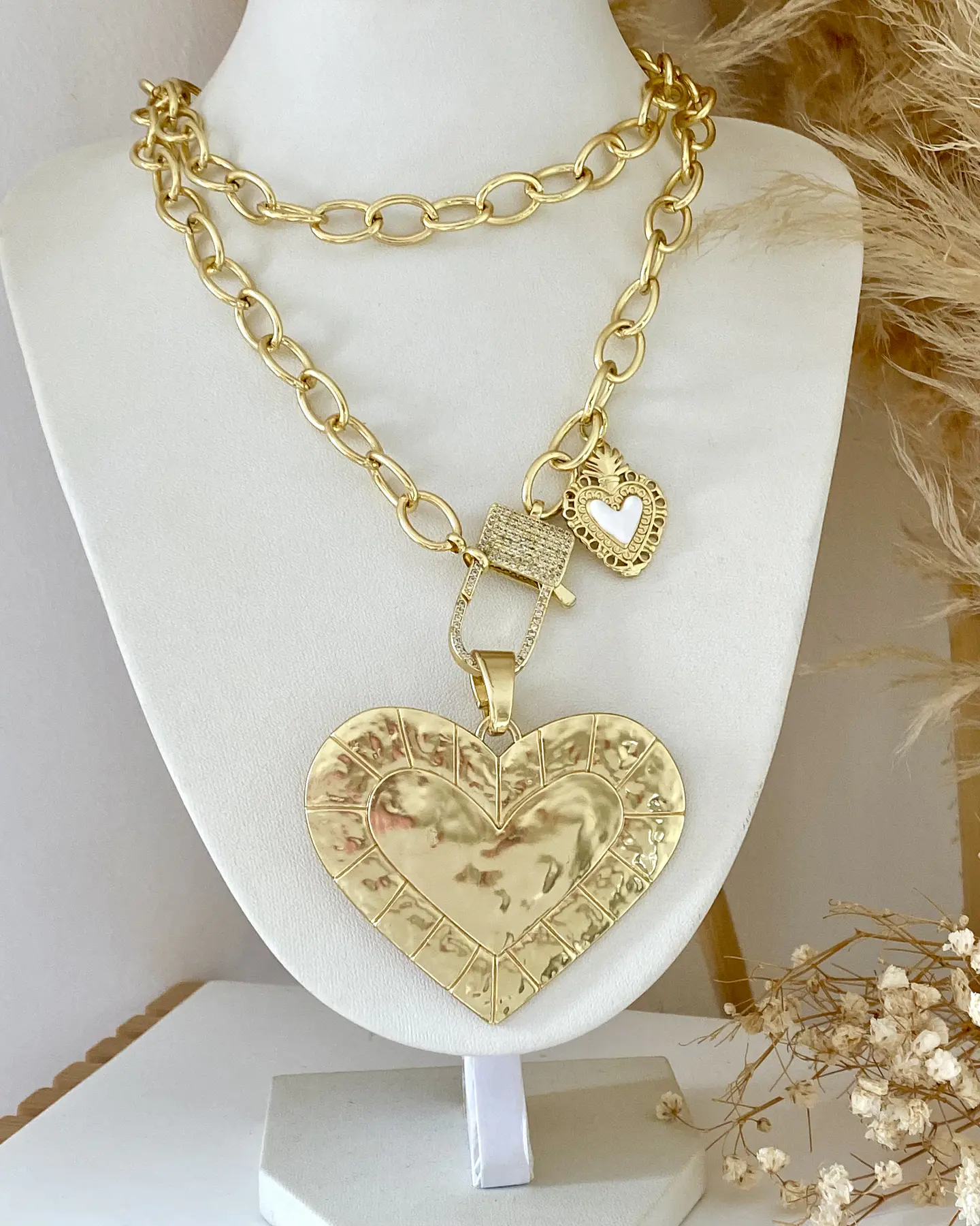 Collar XL Maxi Corazon Martillado maxi eslabones gold  1