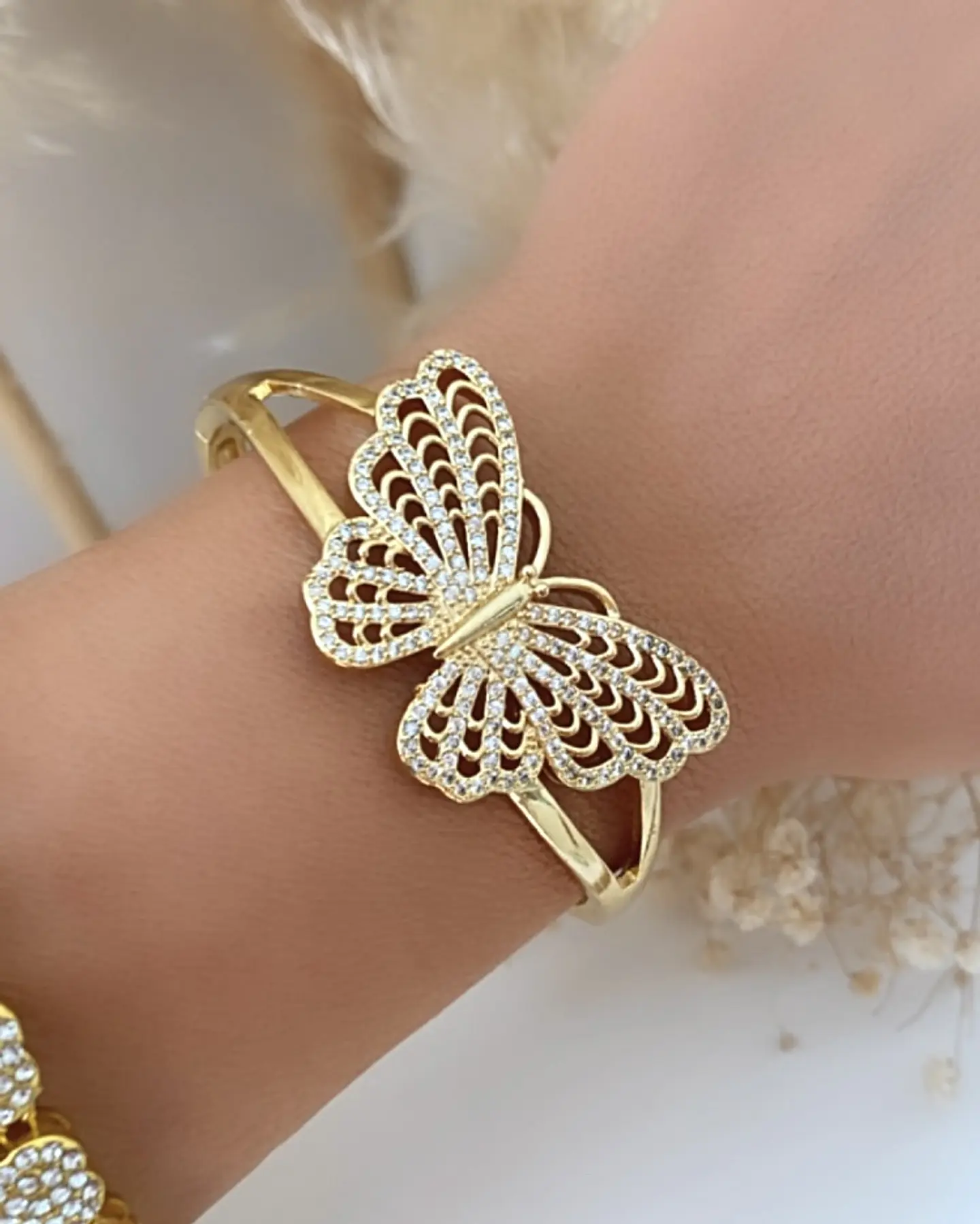 Brazalete Mariposa Circones Gold 2