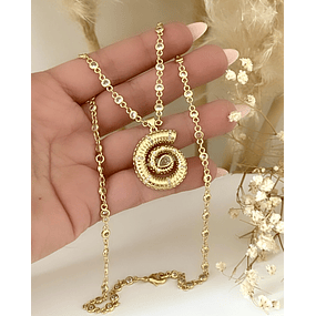 Collar Caracola con Cadena Circones Gold