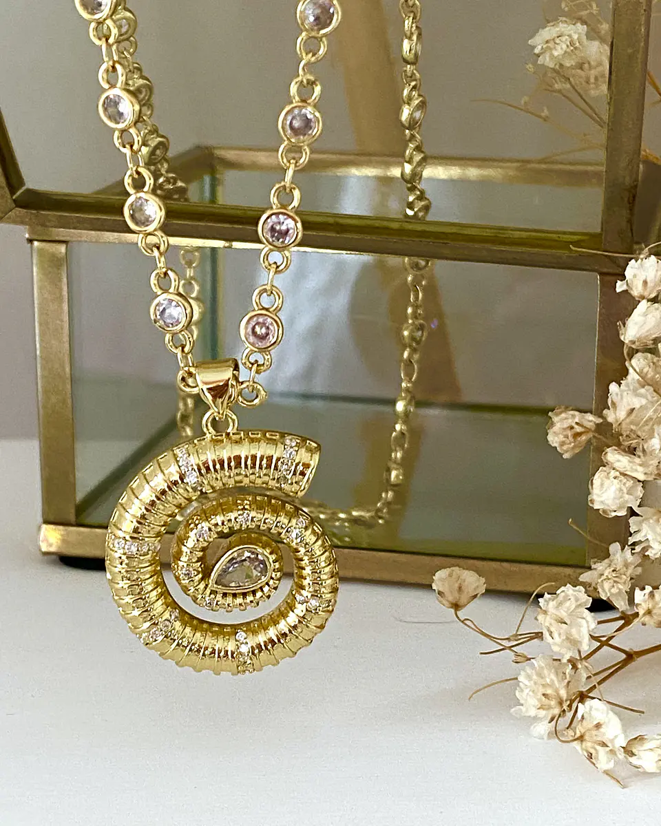 Collar Caracola con Cadena Circones Gold 4