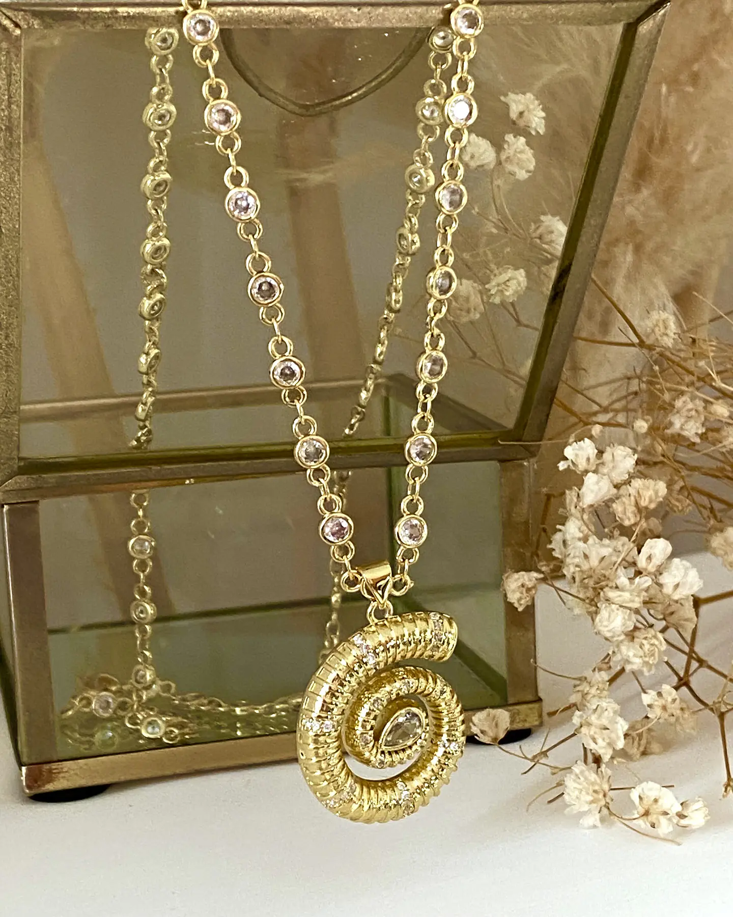 Collar Caracola con Cadena Circones Gold 6