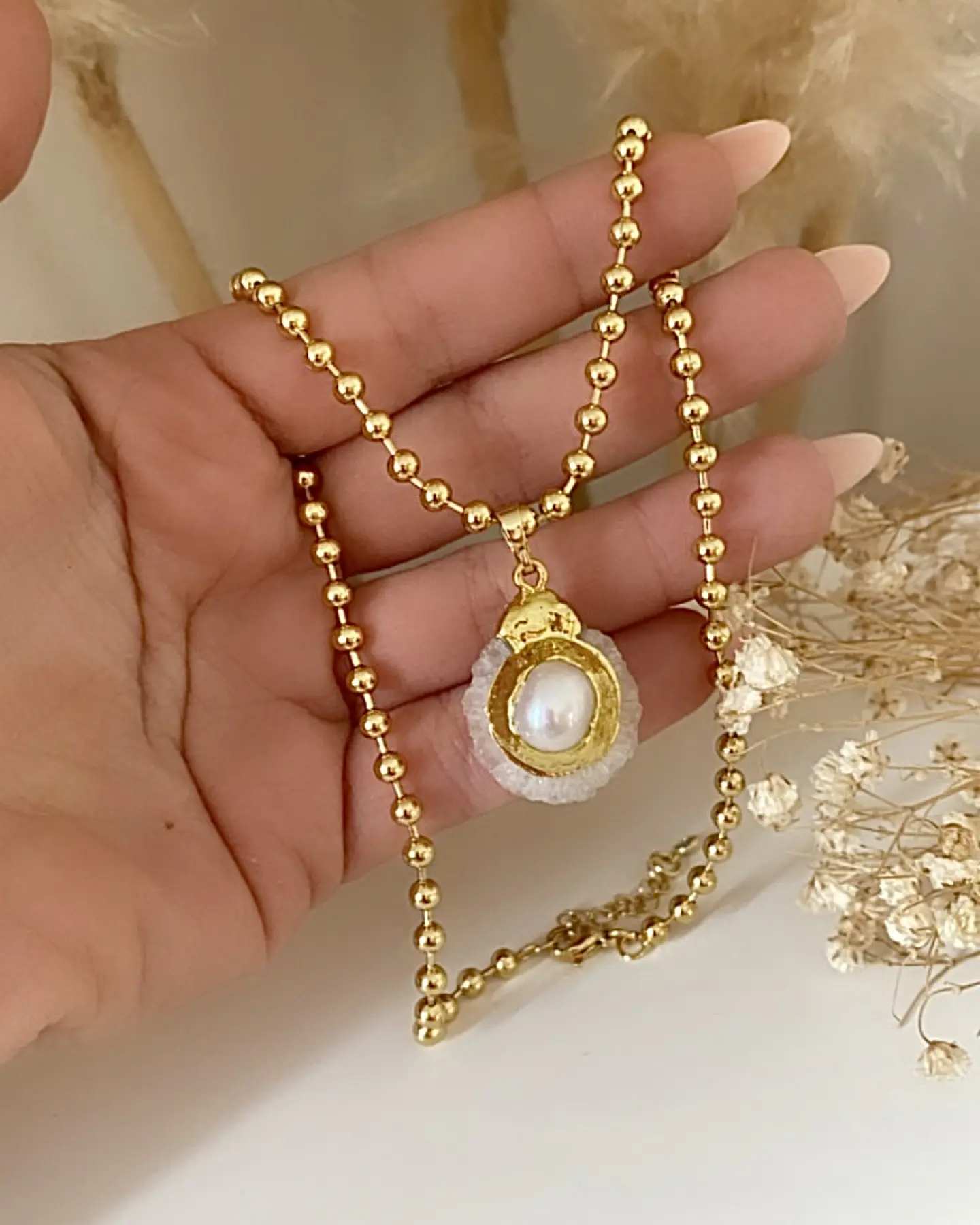 Collar balines dije Cuarzo Perla gold 4