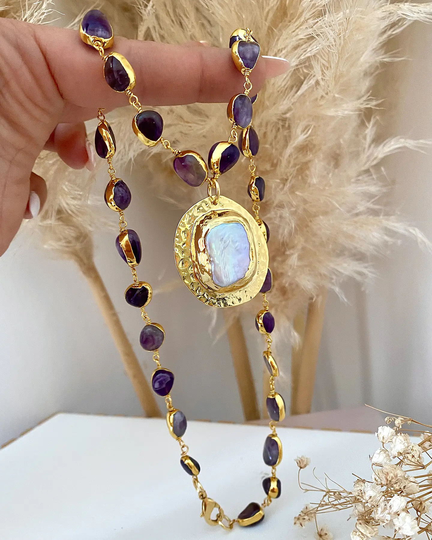 Collar Amatistas Pulidas Medallón Perla Gold 4