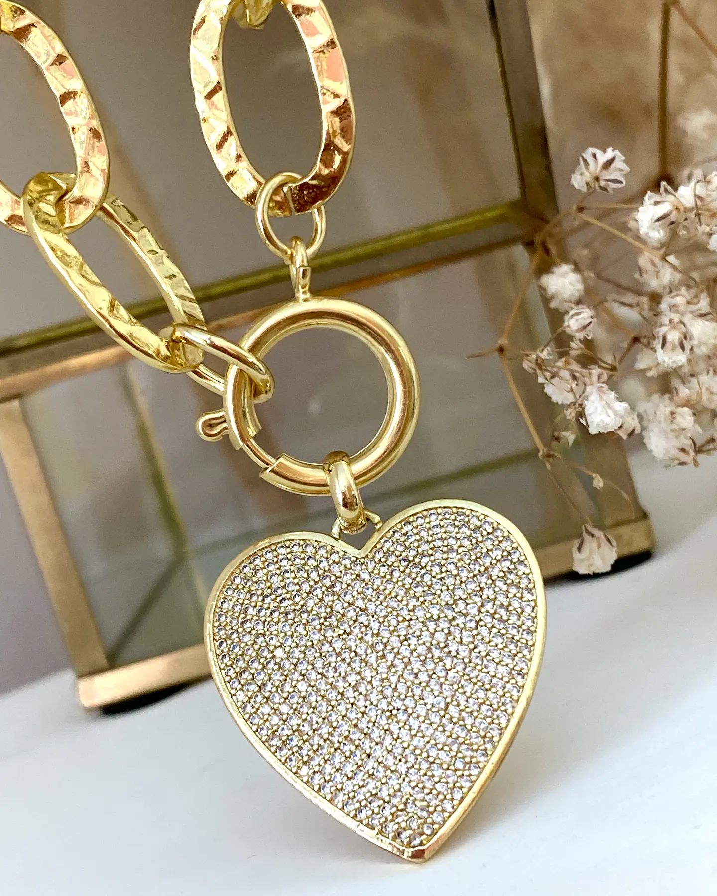 Pulsera Maxi eslabones Martillados Corazon full circones Gold 4