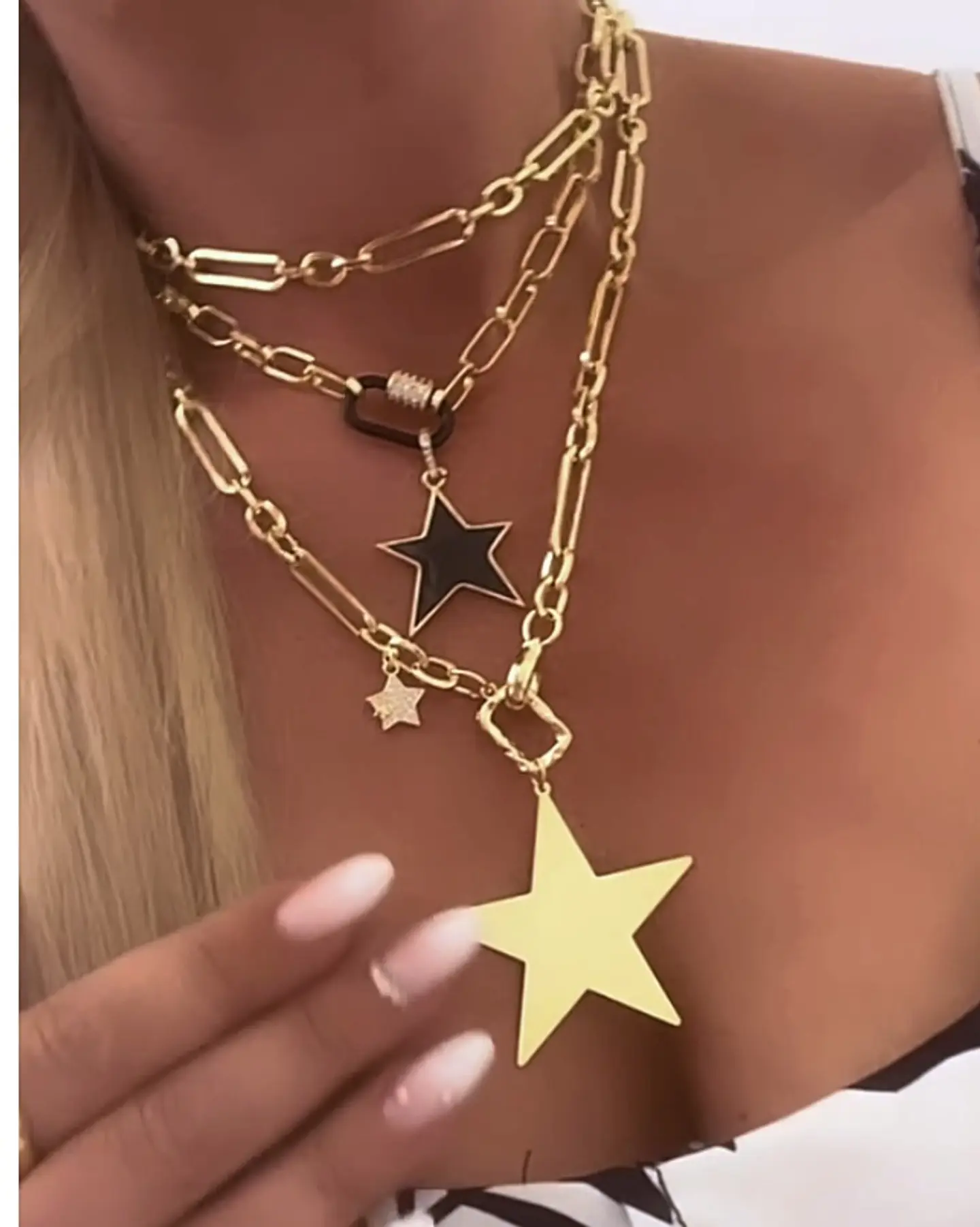 Collar Estrella Esmaltada Black conector elipse  Gold 3