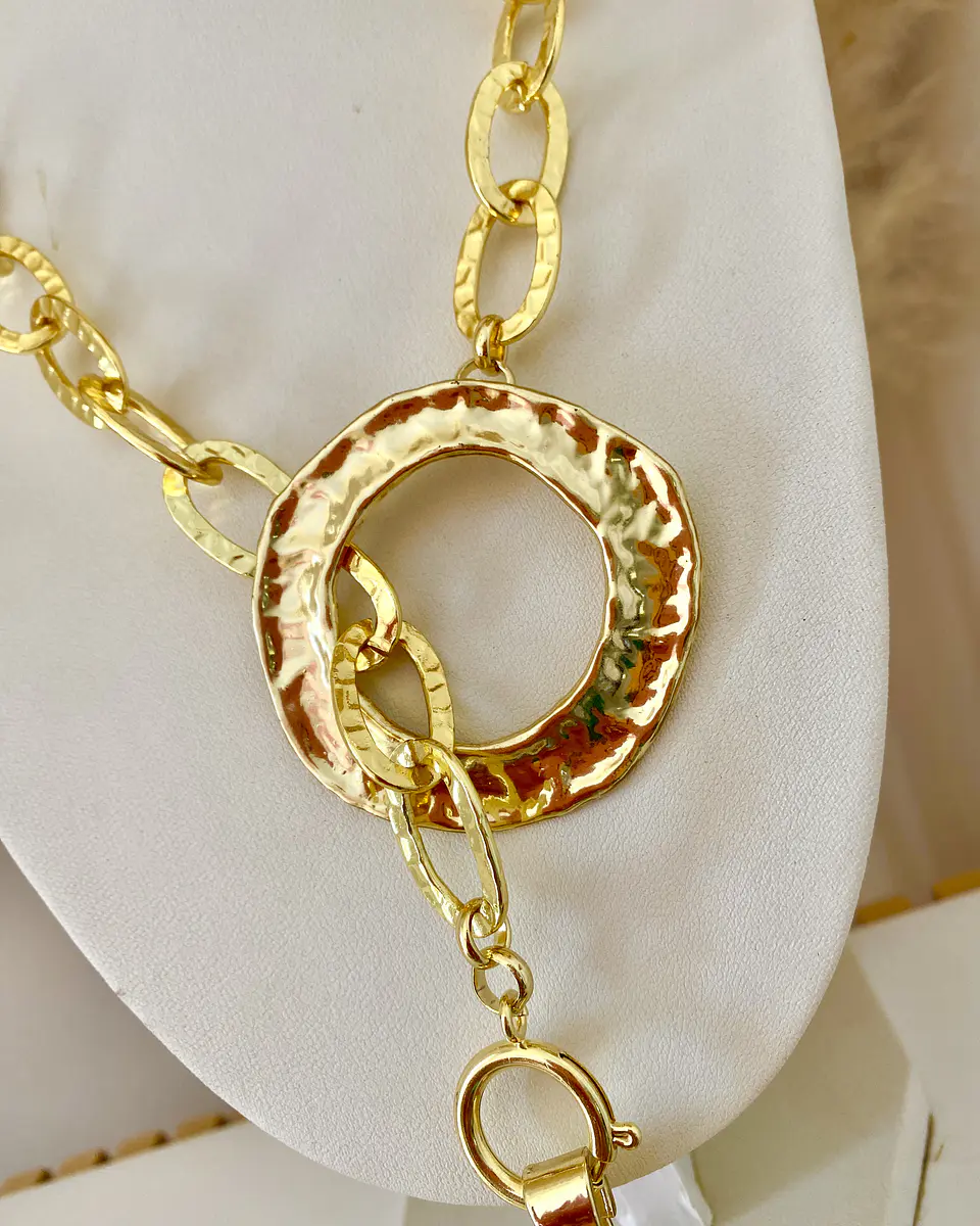 Collar Maxi Corazon Entrelazado con Maxi Conector Circulo 9