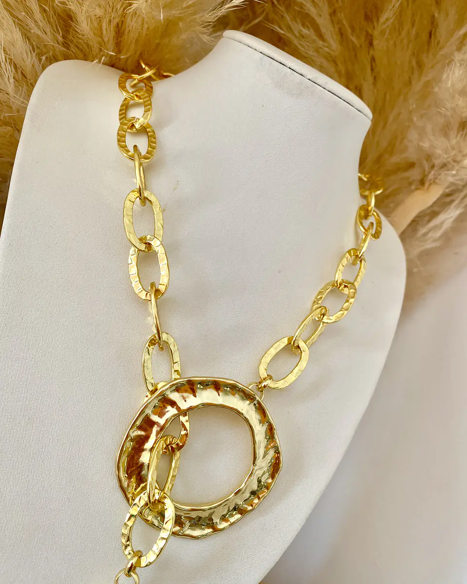 Collar Maxi Corazon Entrelazado con Maxi Conector Circulo 10