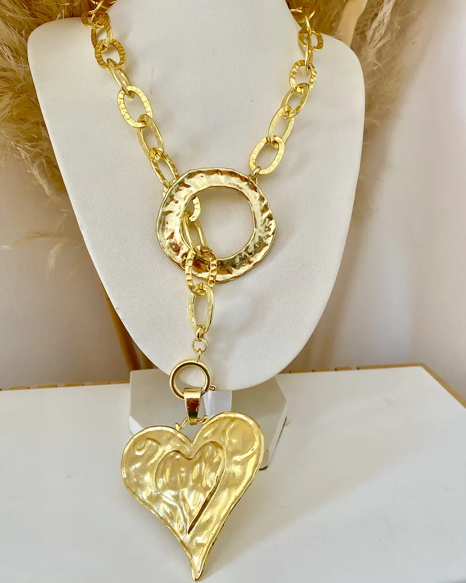 Collar Maxi Corazon Entrelazado con Maxi Conector Circulo 11