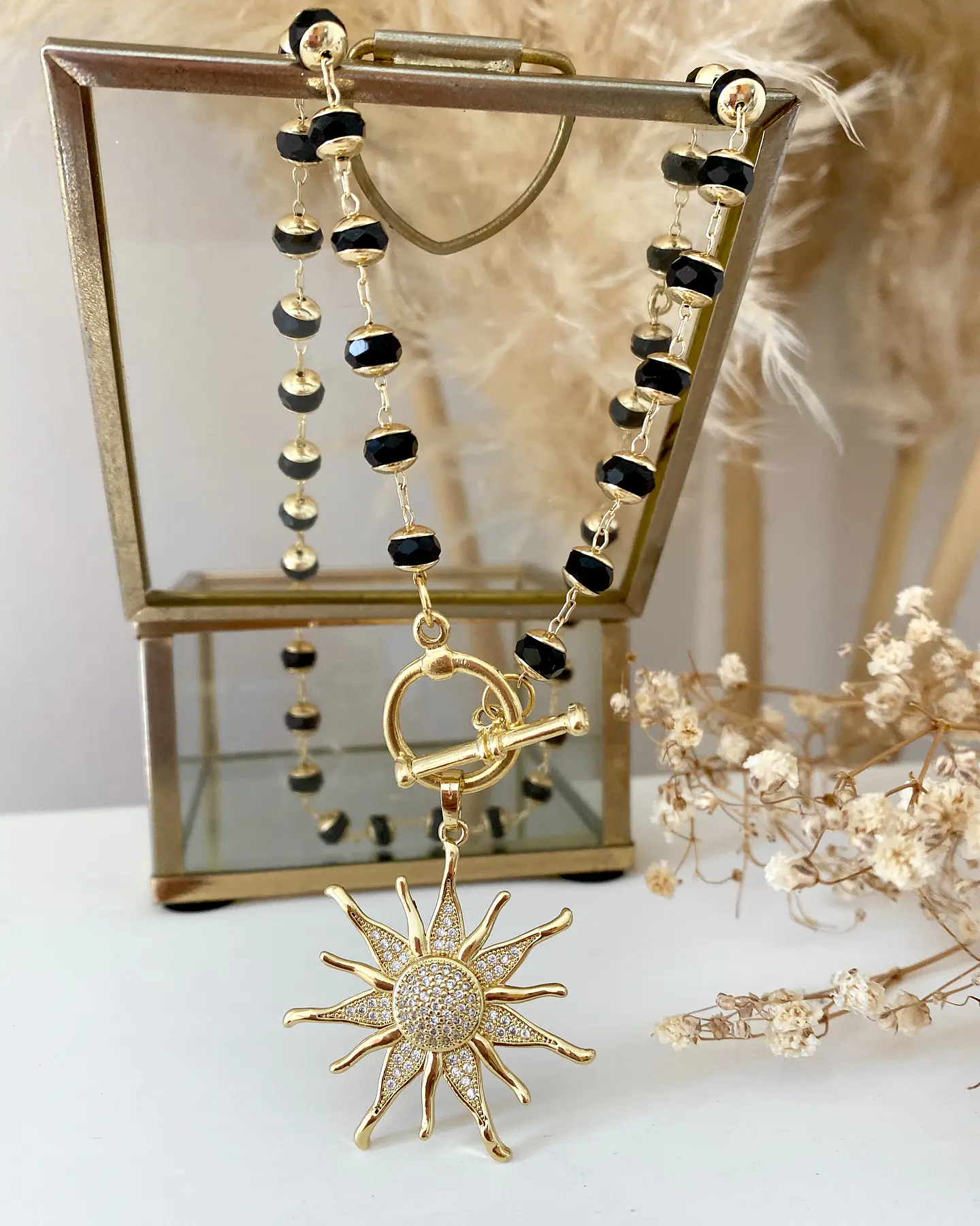 Collar Sol Circones cristales facetados black gold 4