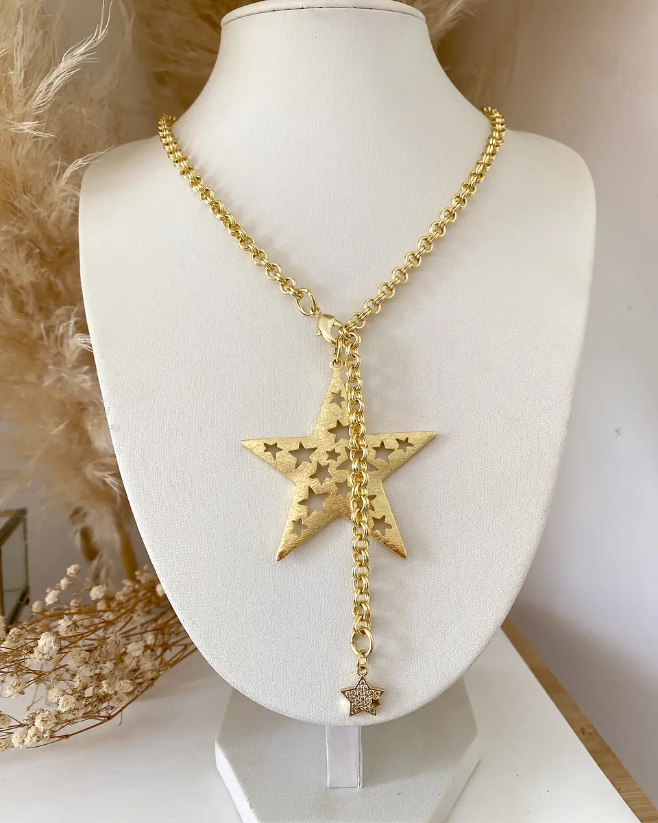 Collar Maxi Estrella Calada eslabones dobles y punto luz gold 5