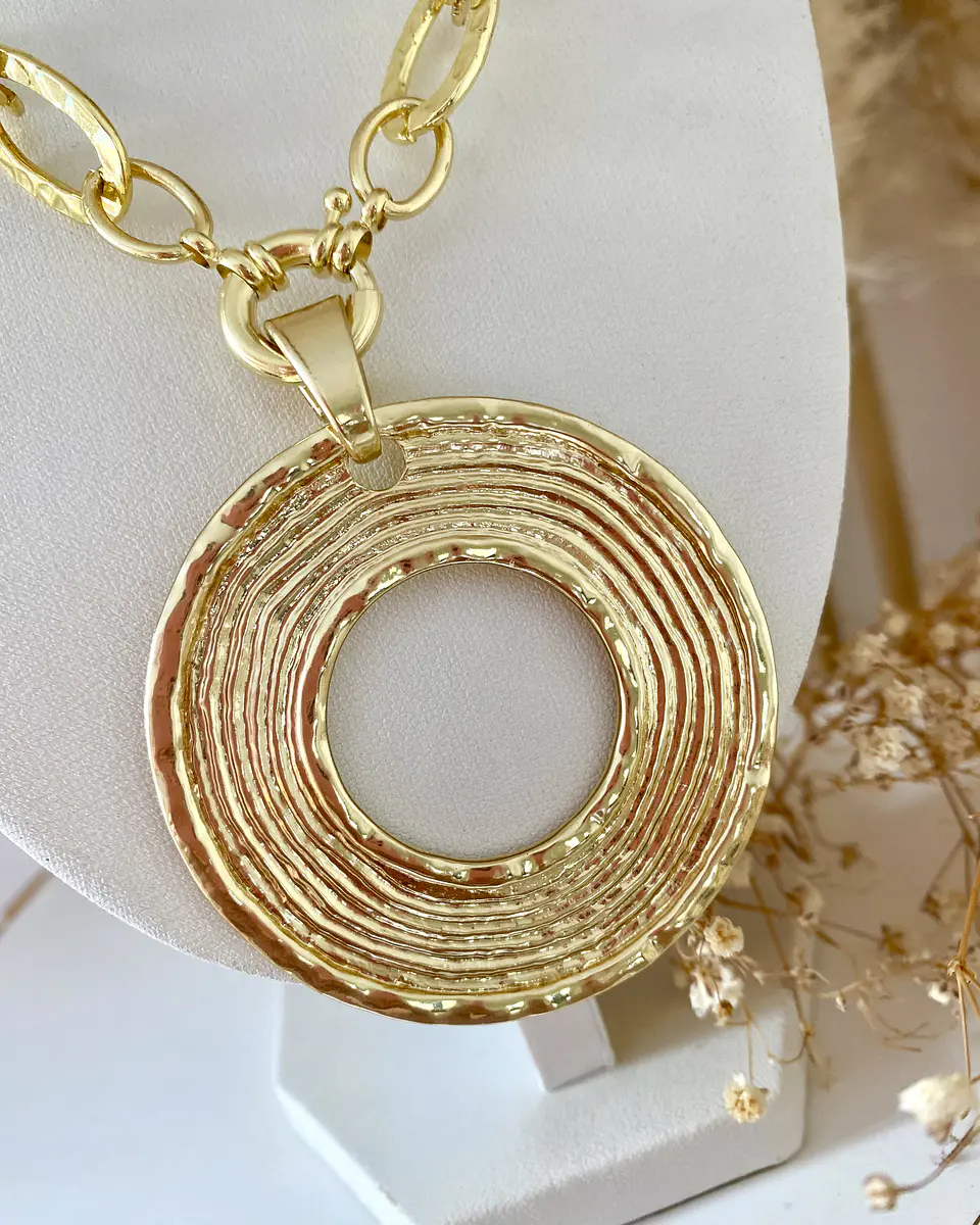Collar Maxi Medallón Círculo Silueta maxi eslabones martillados gold 4