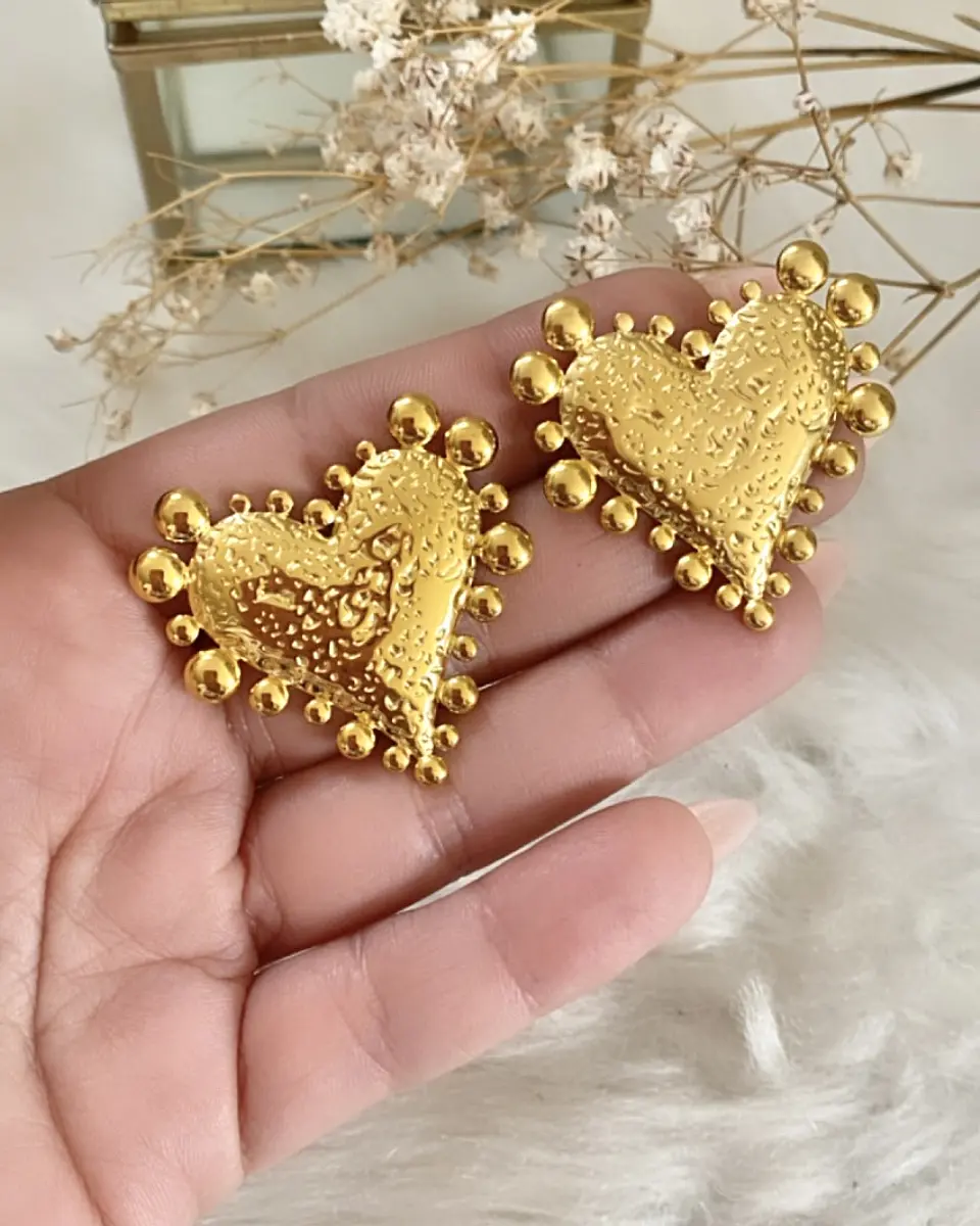 Maxi Aros Corazón Relieve y esferas gold  3