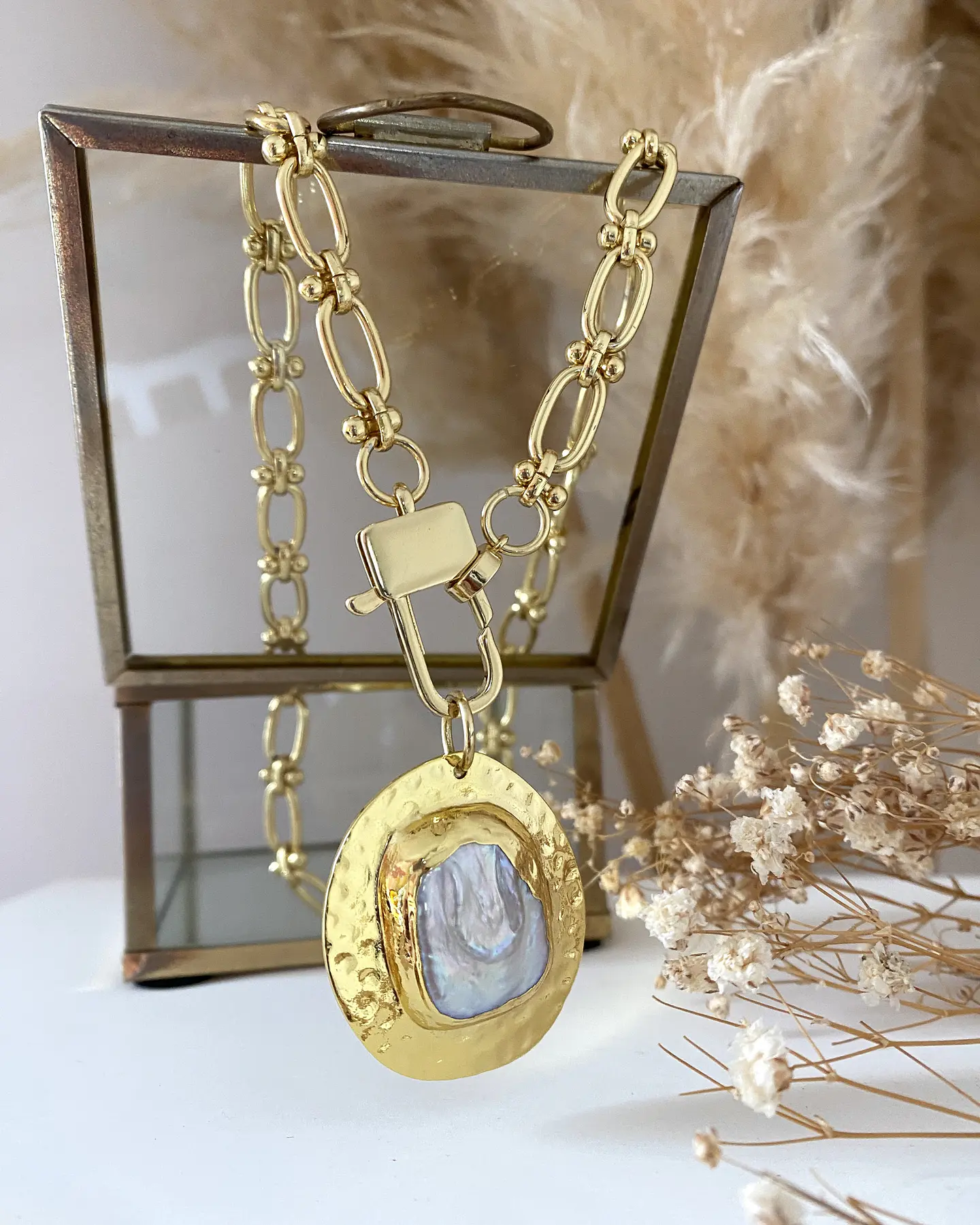 Collar Medalla Martillada Perla eslabones mixtos gold  6