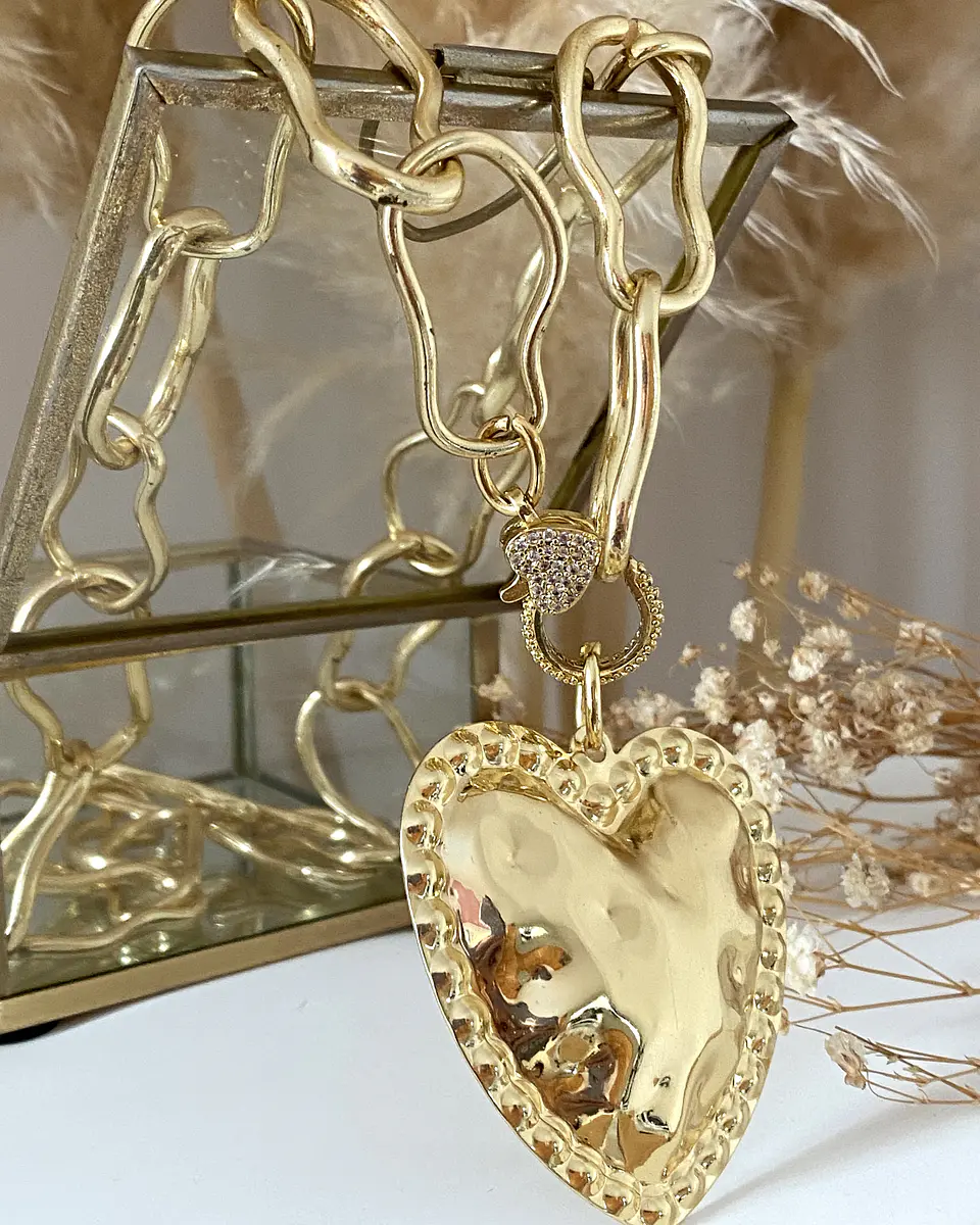 Collar Maxi Corazon Martillado  Eslabones Irregulares Gold 1