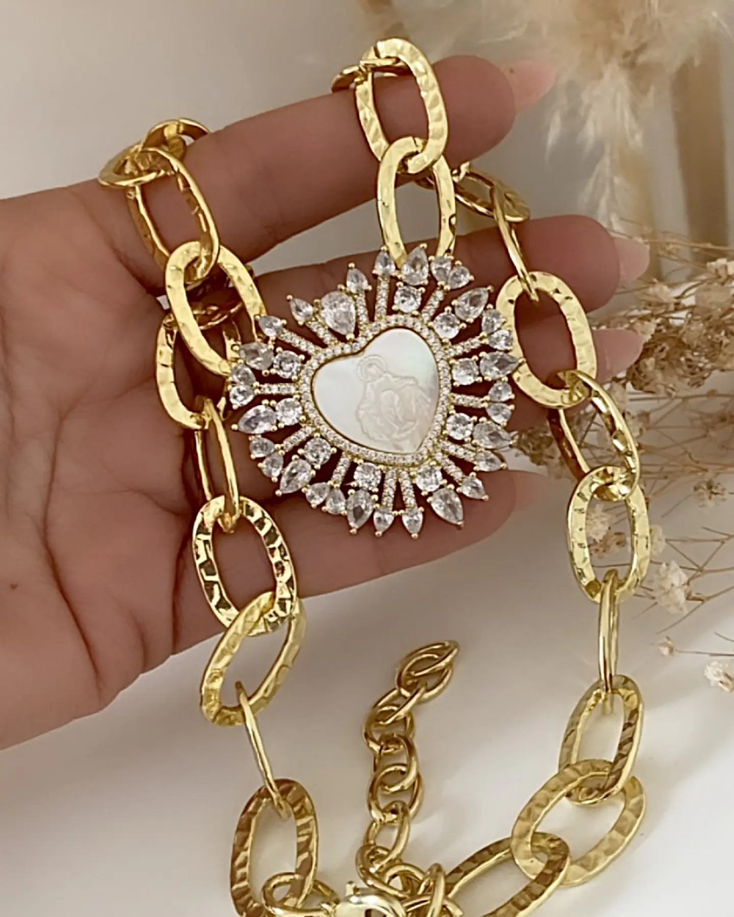 Collar maxi Cadenon dije Maxi Virgen Nacar Cristales  1