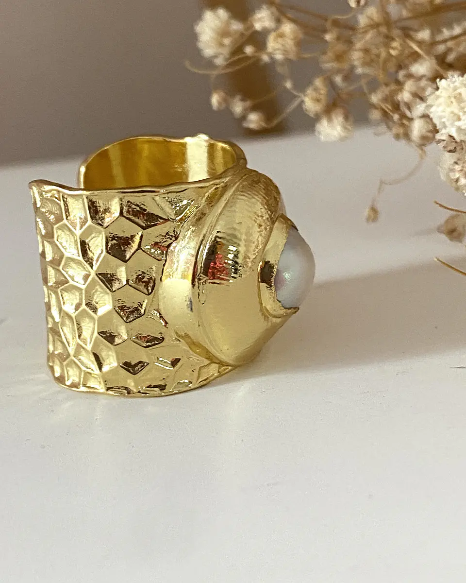 Anillo Martillado Perla Gold 3