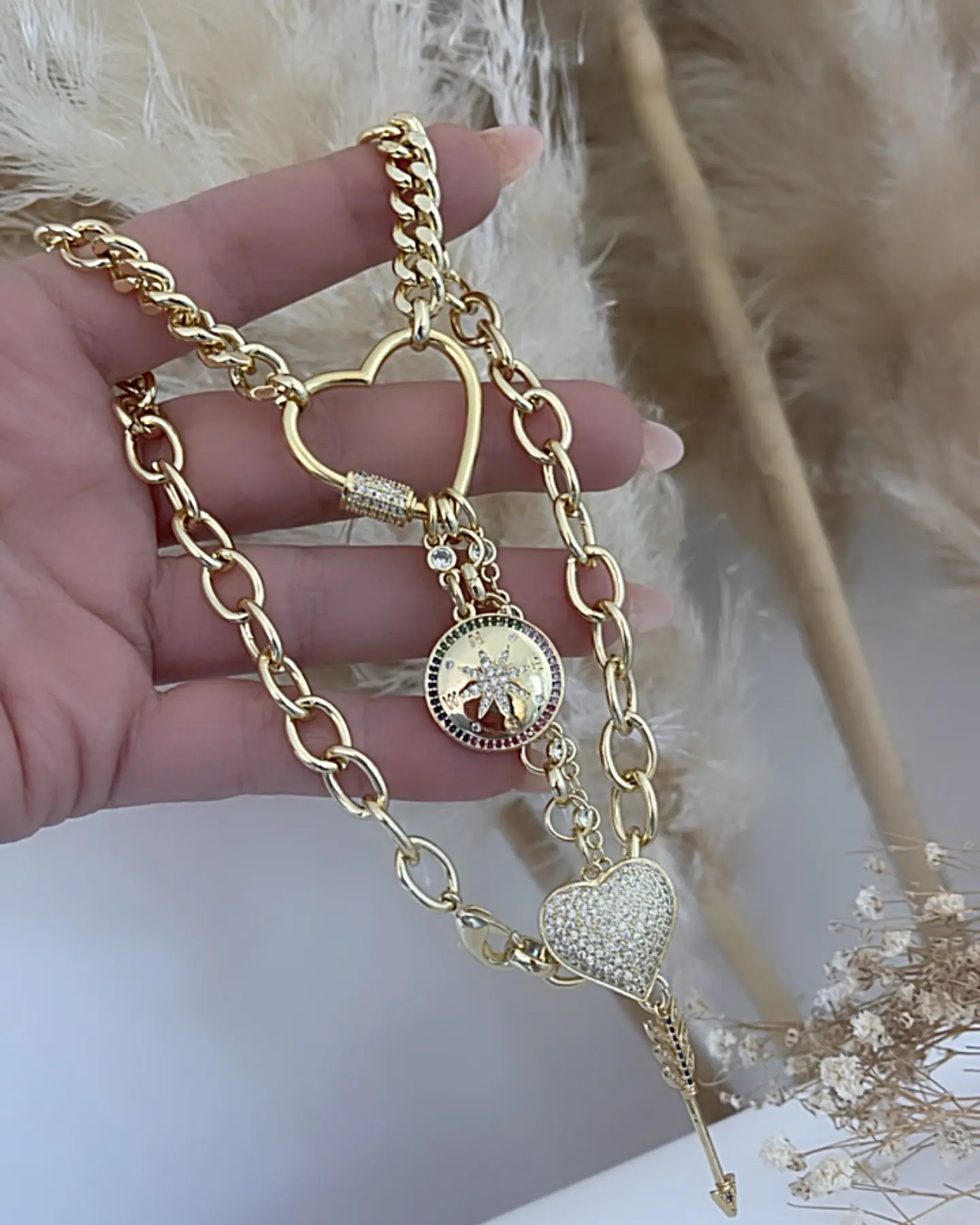 Collar Mariana Conector Corazón Multidije Gold  2