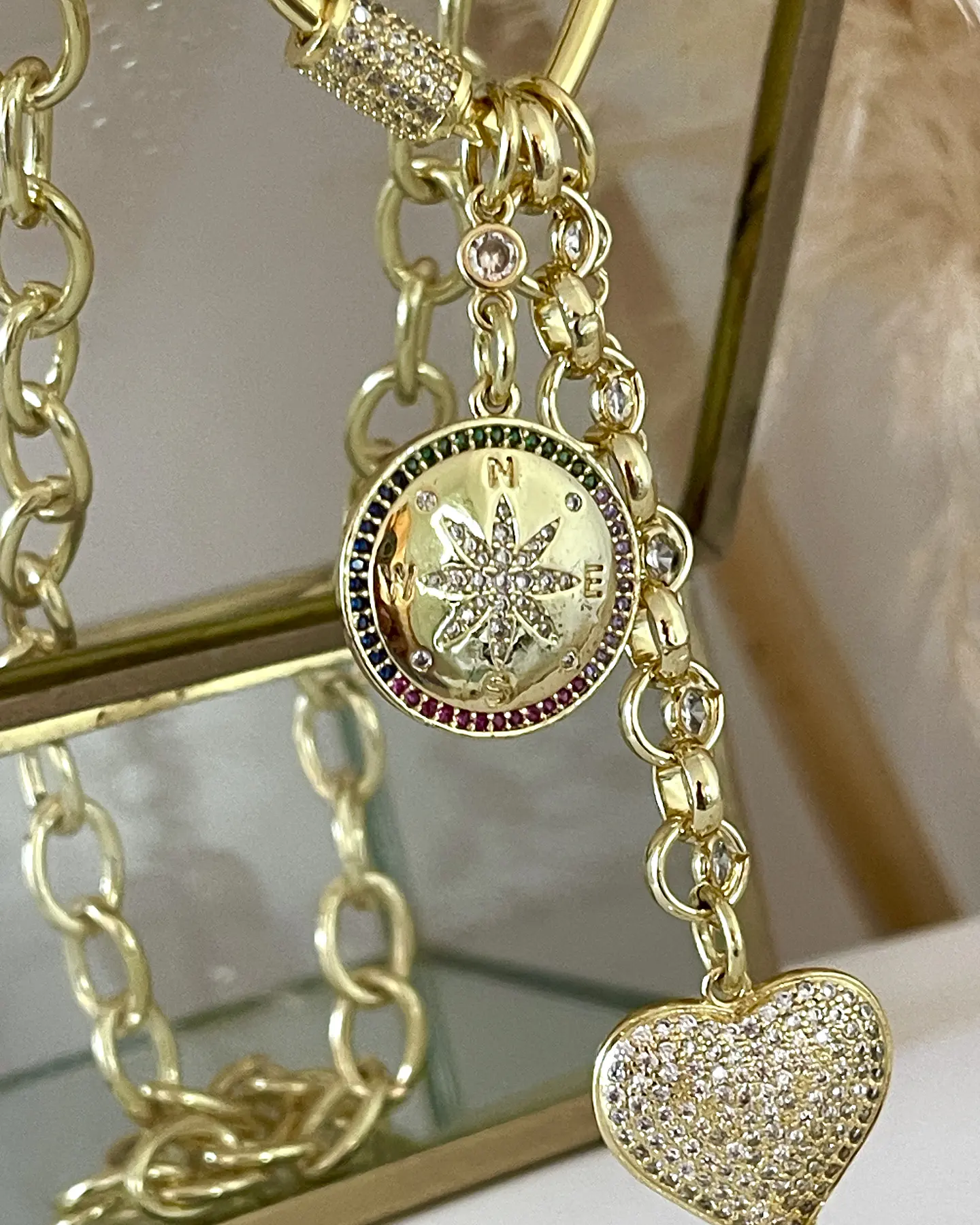 Collar Mariana Conector Corazón Multidije Gold  3