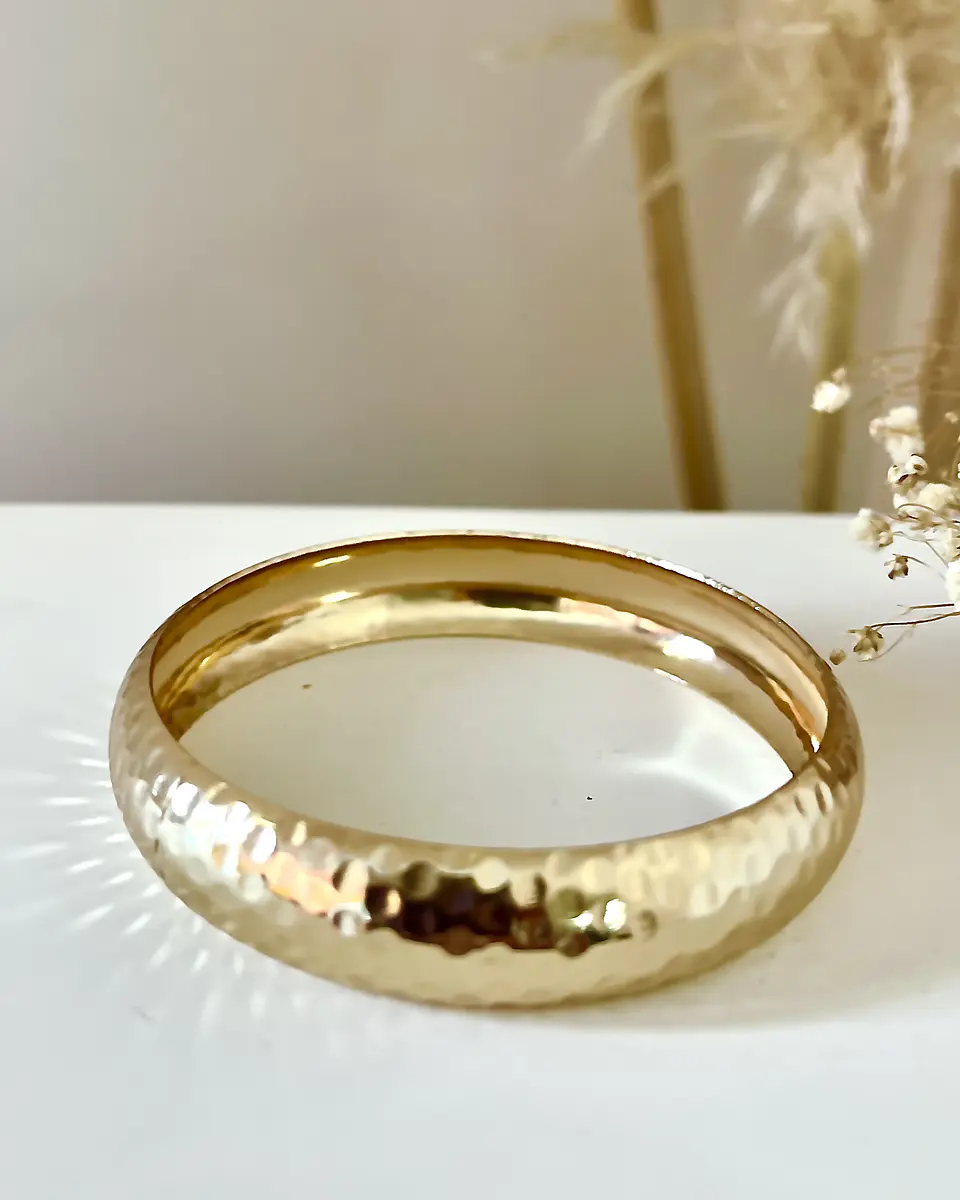 Brazalete Retro Efecto Martillado Gold  4