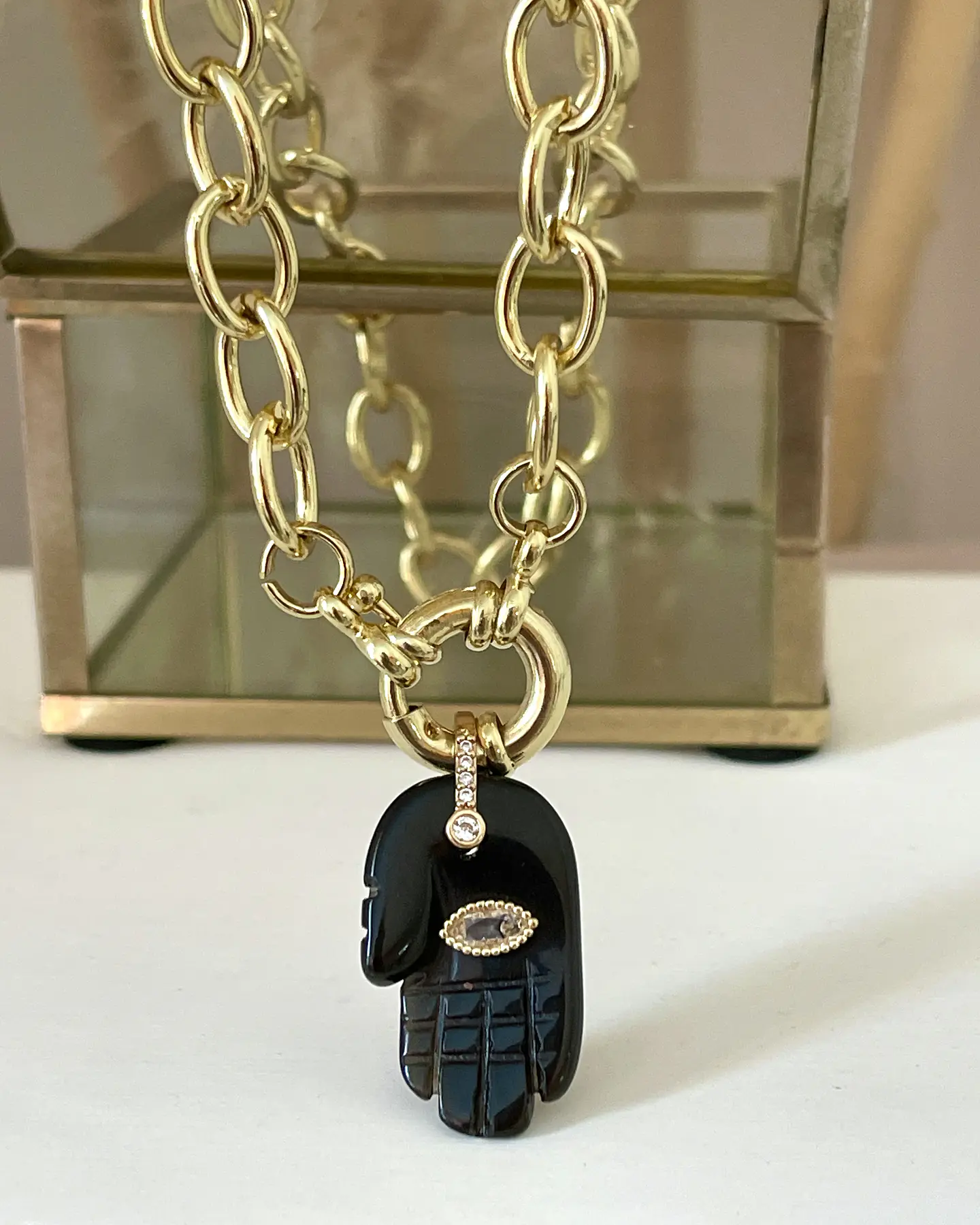 Collar Mano de Fátima Obsidiana Gold 3
