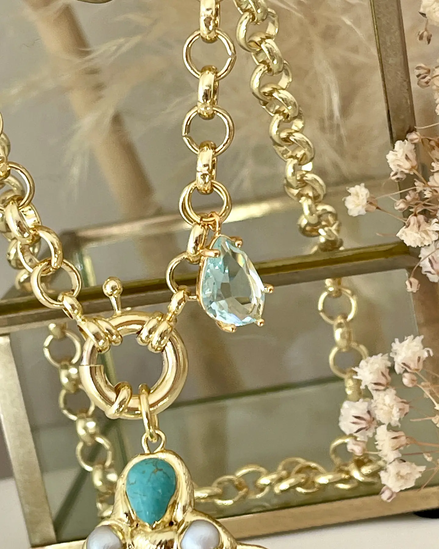 Collar Cruz Turquesa Perlas cristal Gold 6