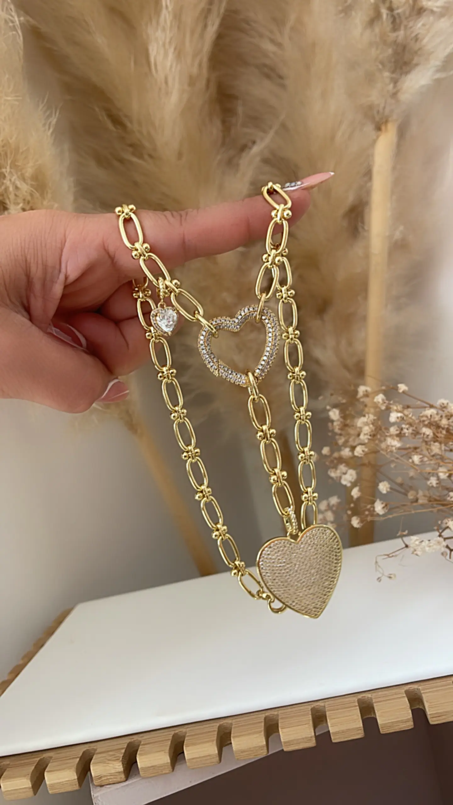Collar Trío Corazones Circones Gold  2