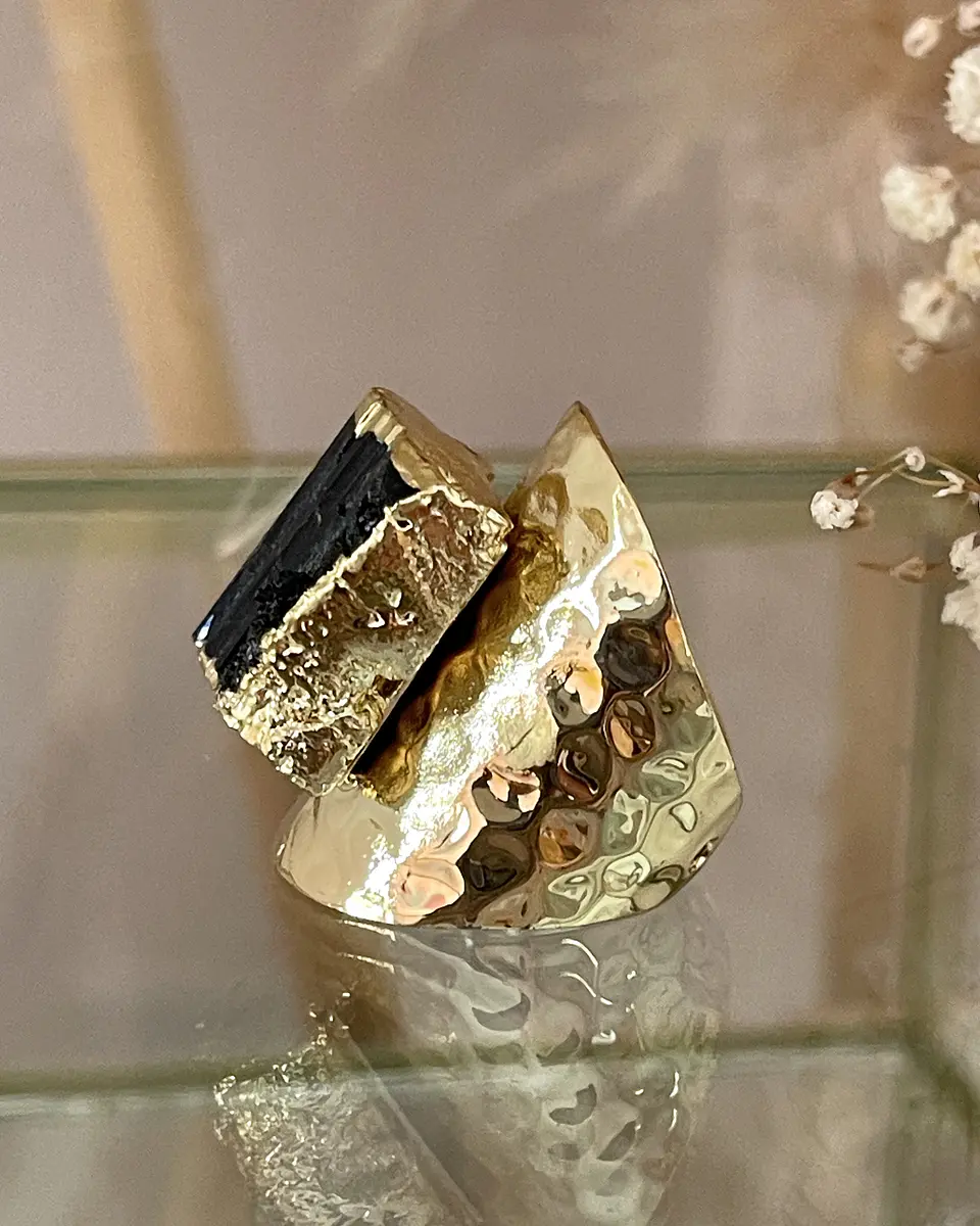 Anillo Turmalina Protección Efecto Martillado Gold 6