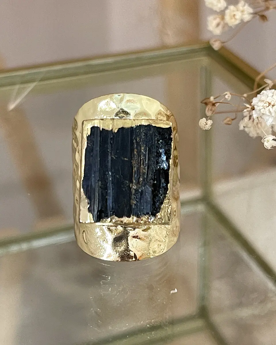 Anillo Turmalina Protección Efecto Martillado Gold 5
