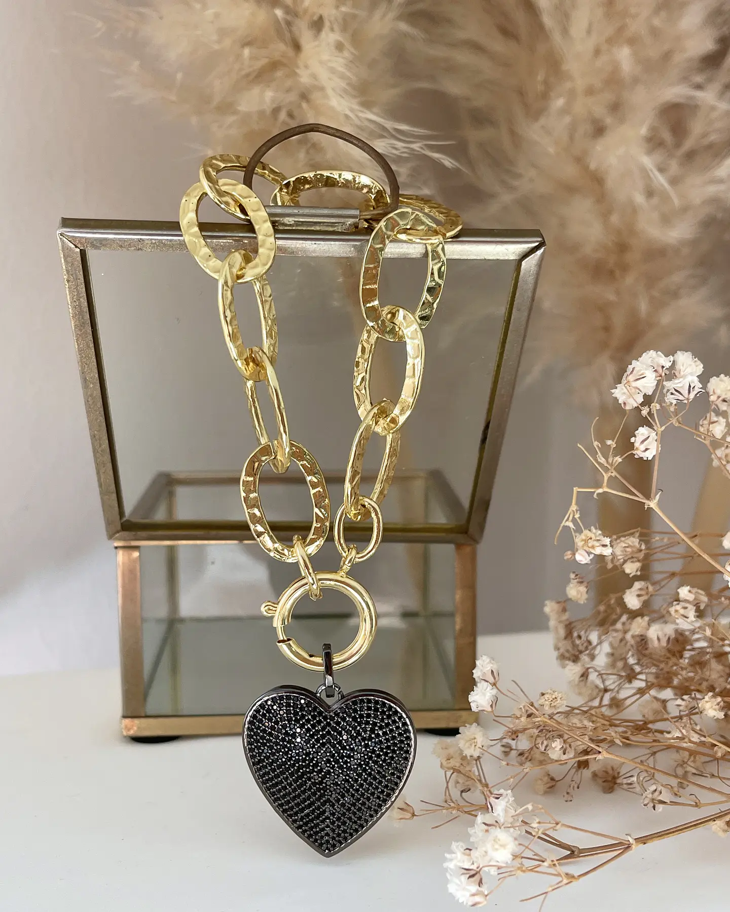 Pulsera Maxi eslabones Martillados Corazon Black full circones  2