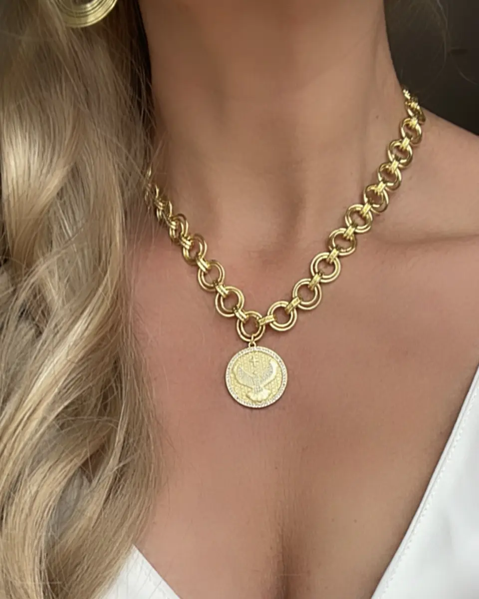 Collar Maxi Medalla Espíritu  Santo maxi eslabones dobles gold 1