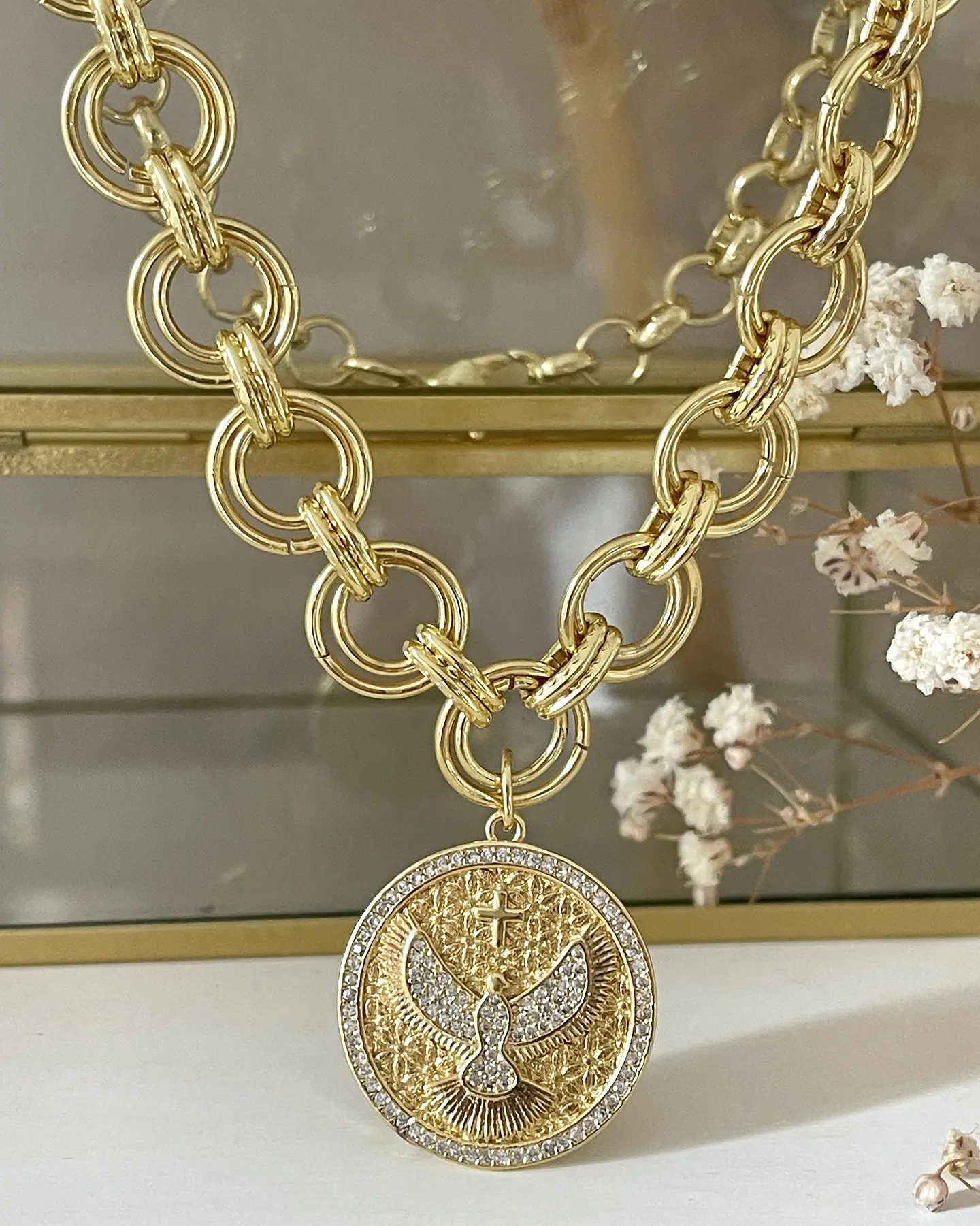 Collar Maxi Medalla Espíritu  Santo maxi eslabones dobles gold 5
